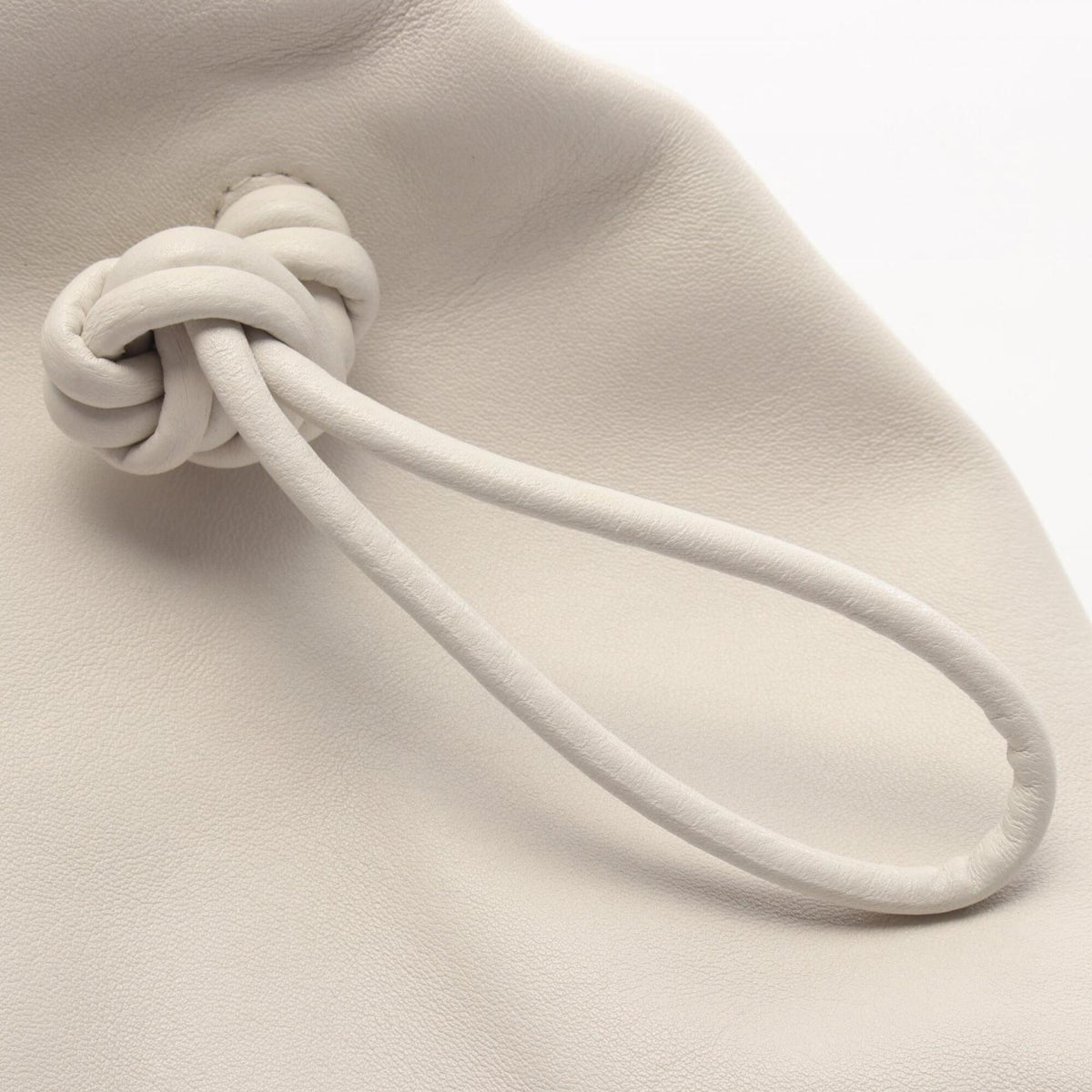 Bottega Veneta White Leather Clutch Bag Handbag (Pre-Owned)