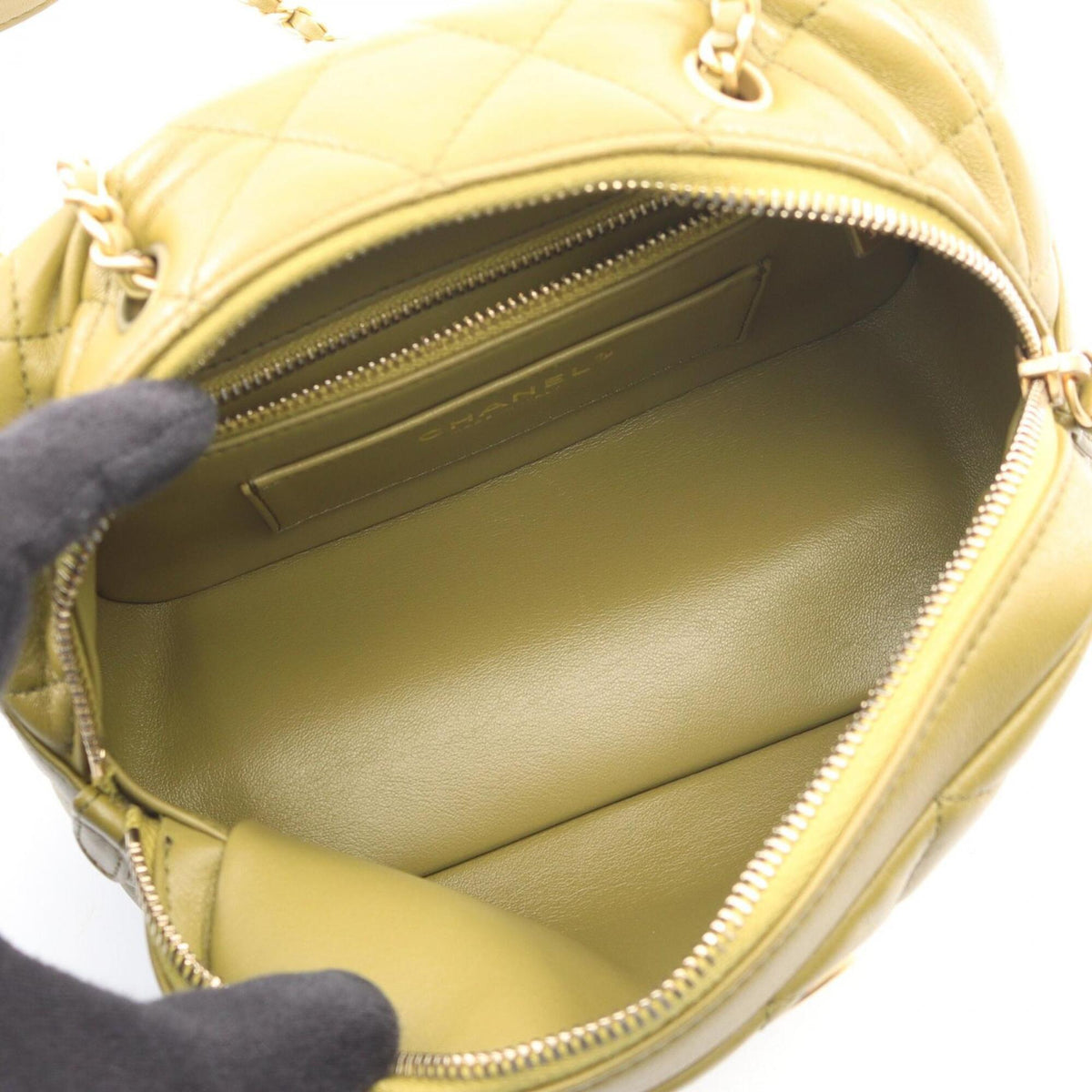 Chanel Khaki Leather Handbag Shoulder Bag (Pre-Owned)