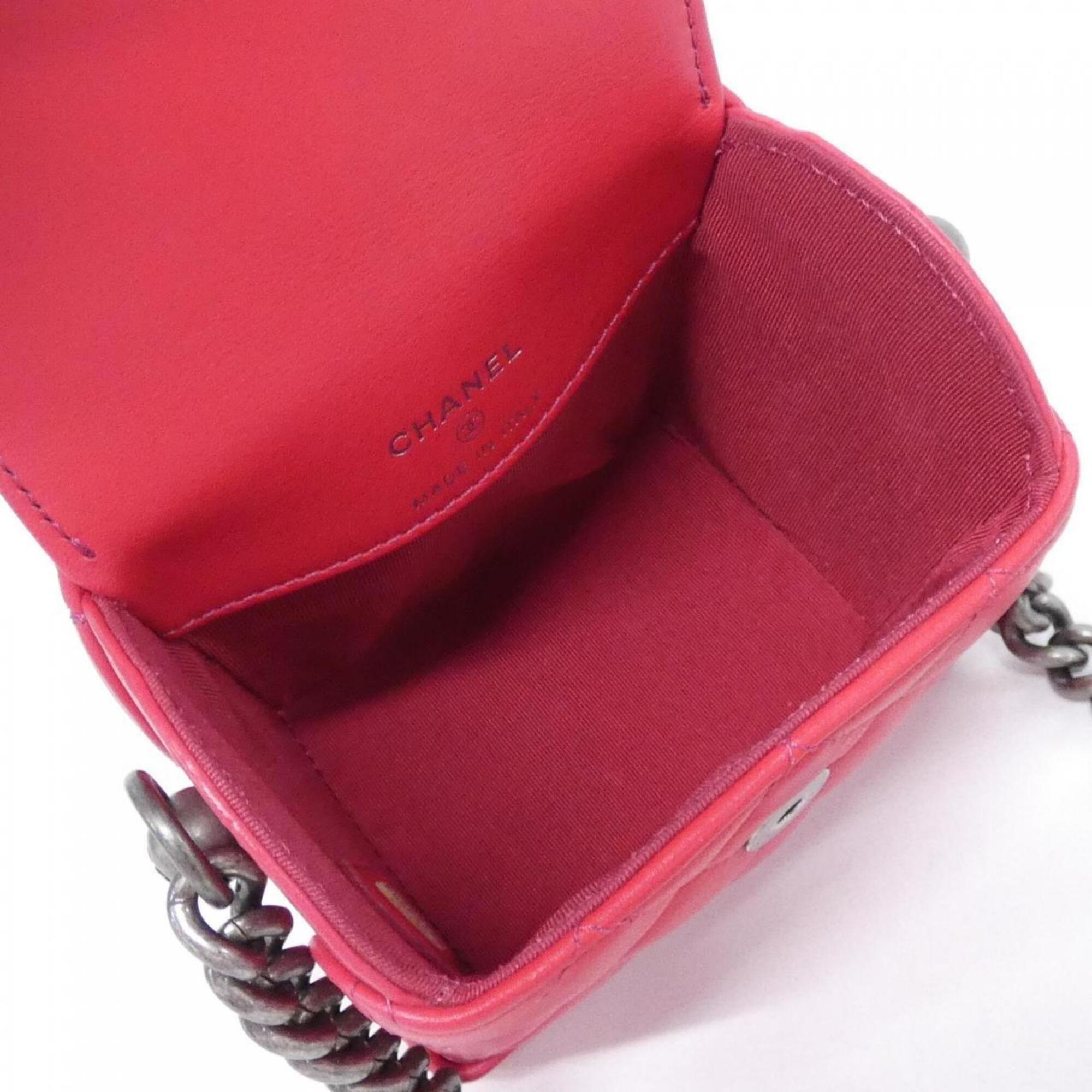 Chanel Pink Leather Shoulder Bag (Pre-Owned)