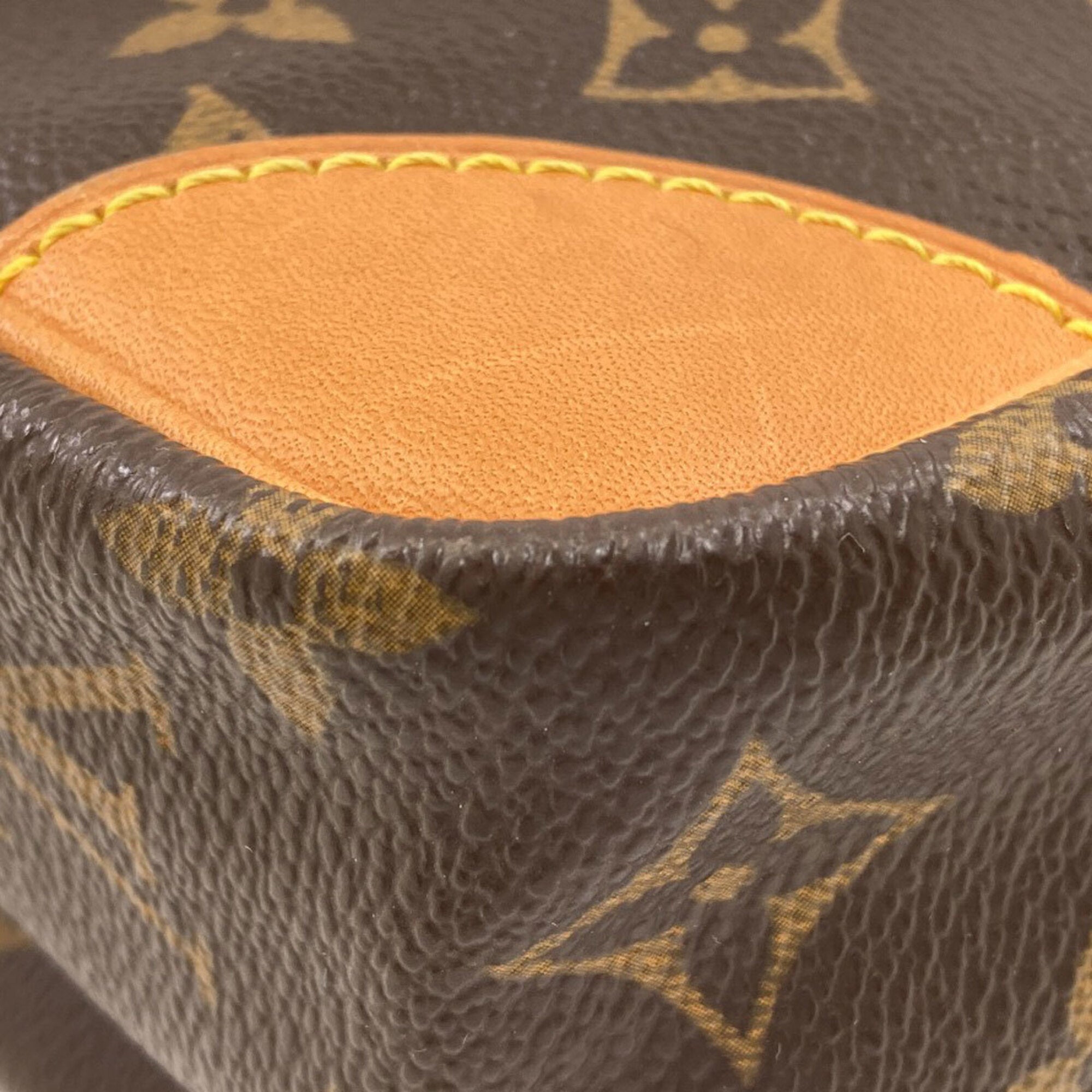 Louis Vuitton Monogram Monogram Shoulder Bag (Pre-Owned)