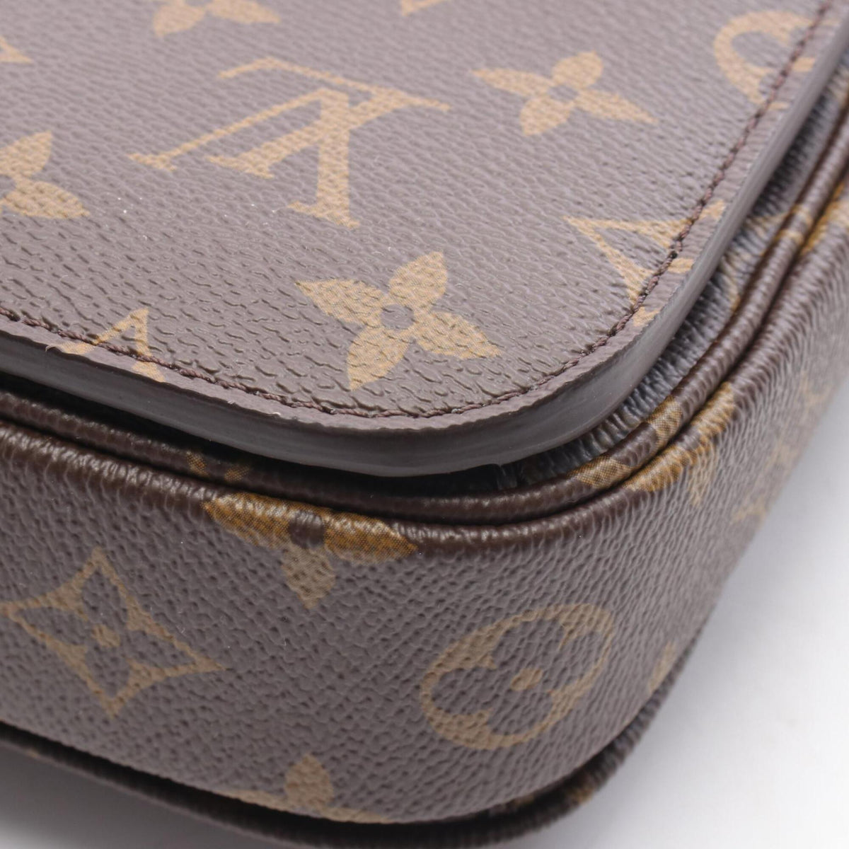 Louis Vuitton Brown Multi-Color Coated Canvas Leather Handbag Pochette (Pre-Owned)