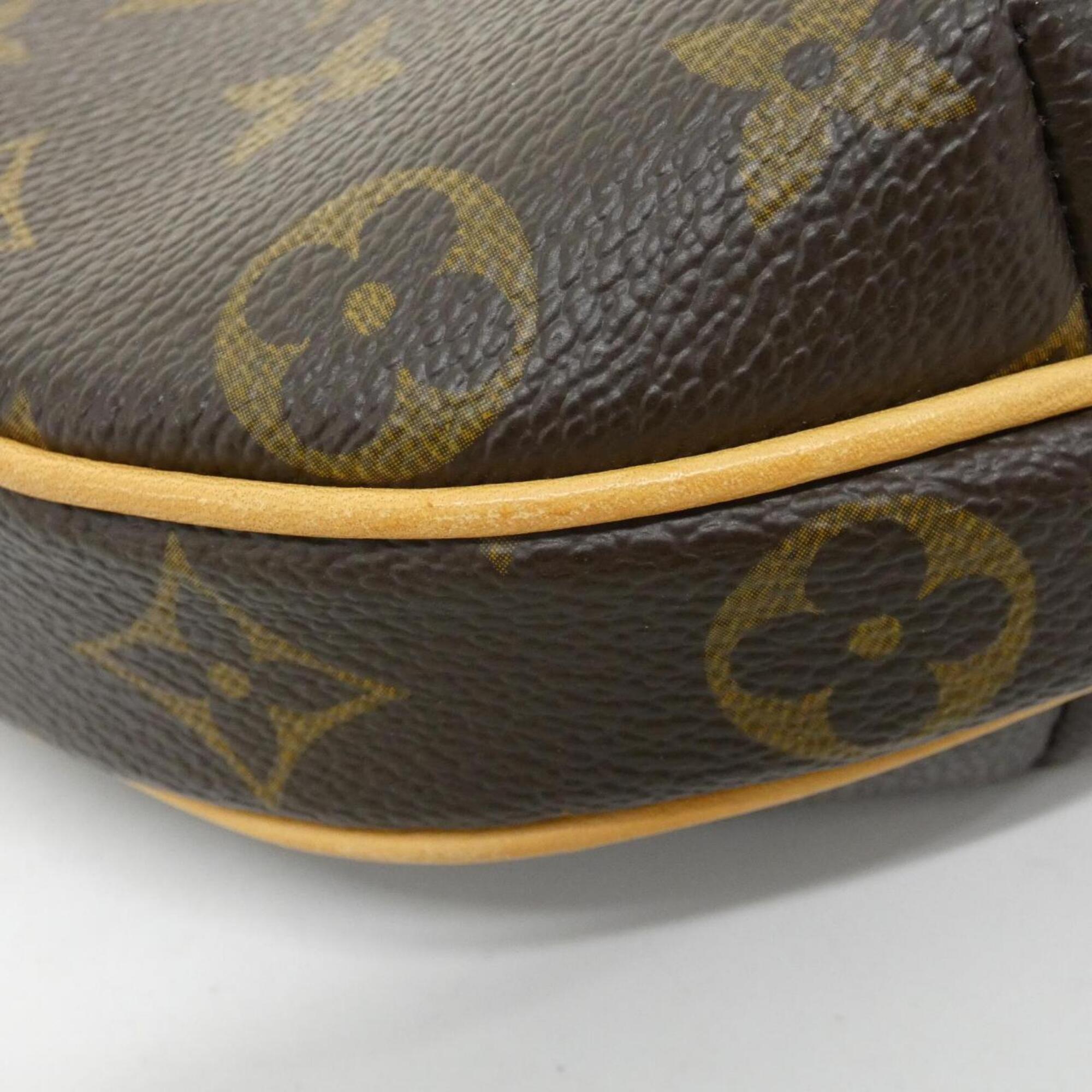 Louis Vuitton Marron Coated Canvas Pochette Shoulder Bag (Pre-Owned)