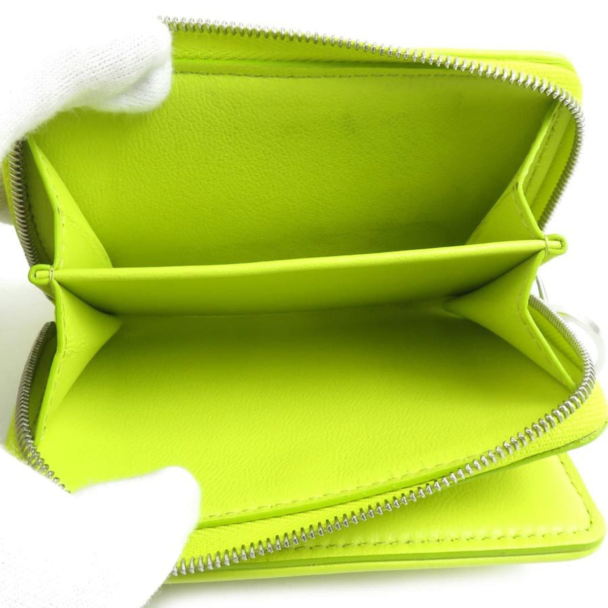 Louis Vuitton Green Yellow Leather Wallet (Bi-Fold) (Pre-Owned)