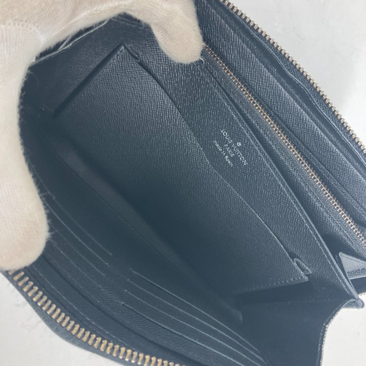 Louis Vuitton Monogram Eclipse Black Monogram Eclipse Long Wallet (Bi-Fold) (Pre-Owned)