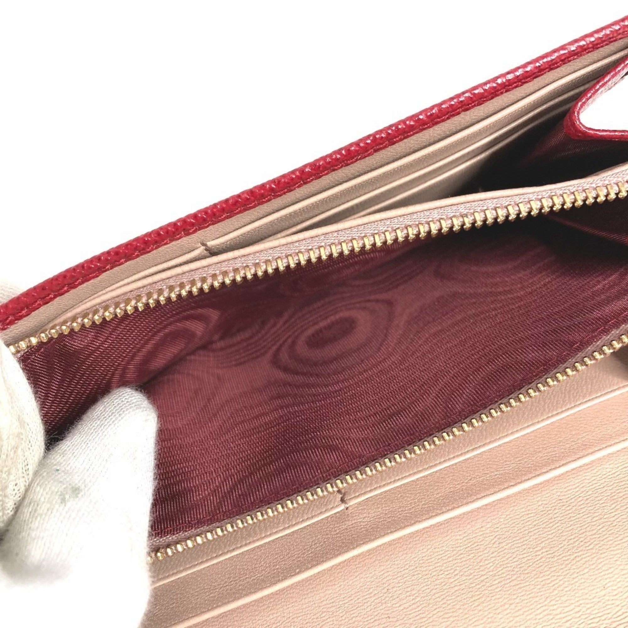 Bvlgari Bvlgari Bvlgari Red Color Leather Long Wallet (Bi-Fold) (Pre-Owned)