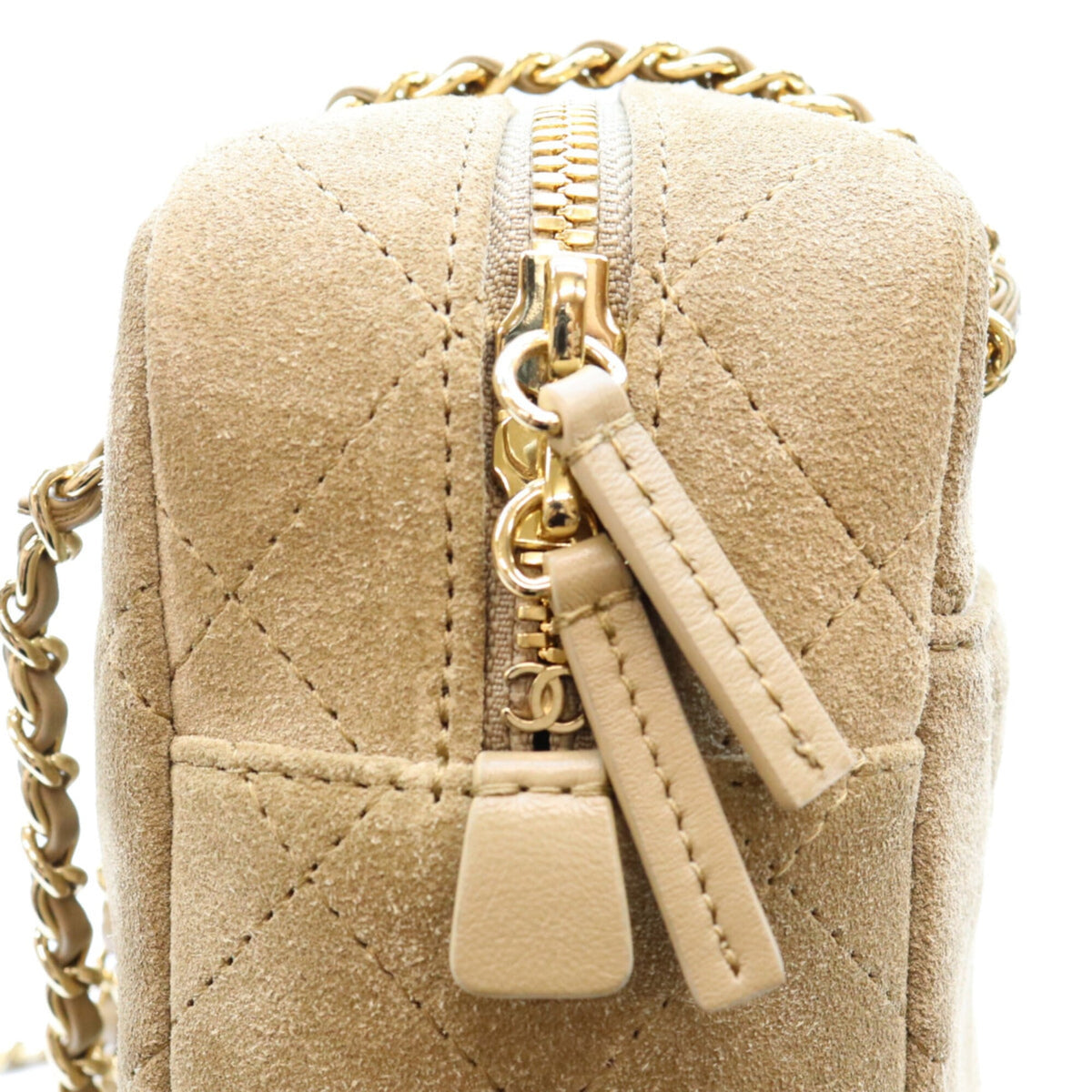 Chanel Beige Suede Shoulder Bag (Pre-Owned)