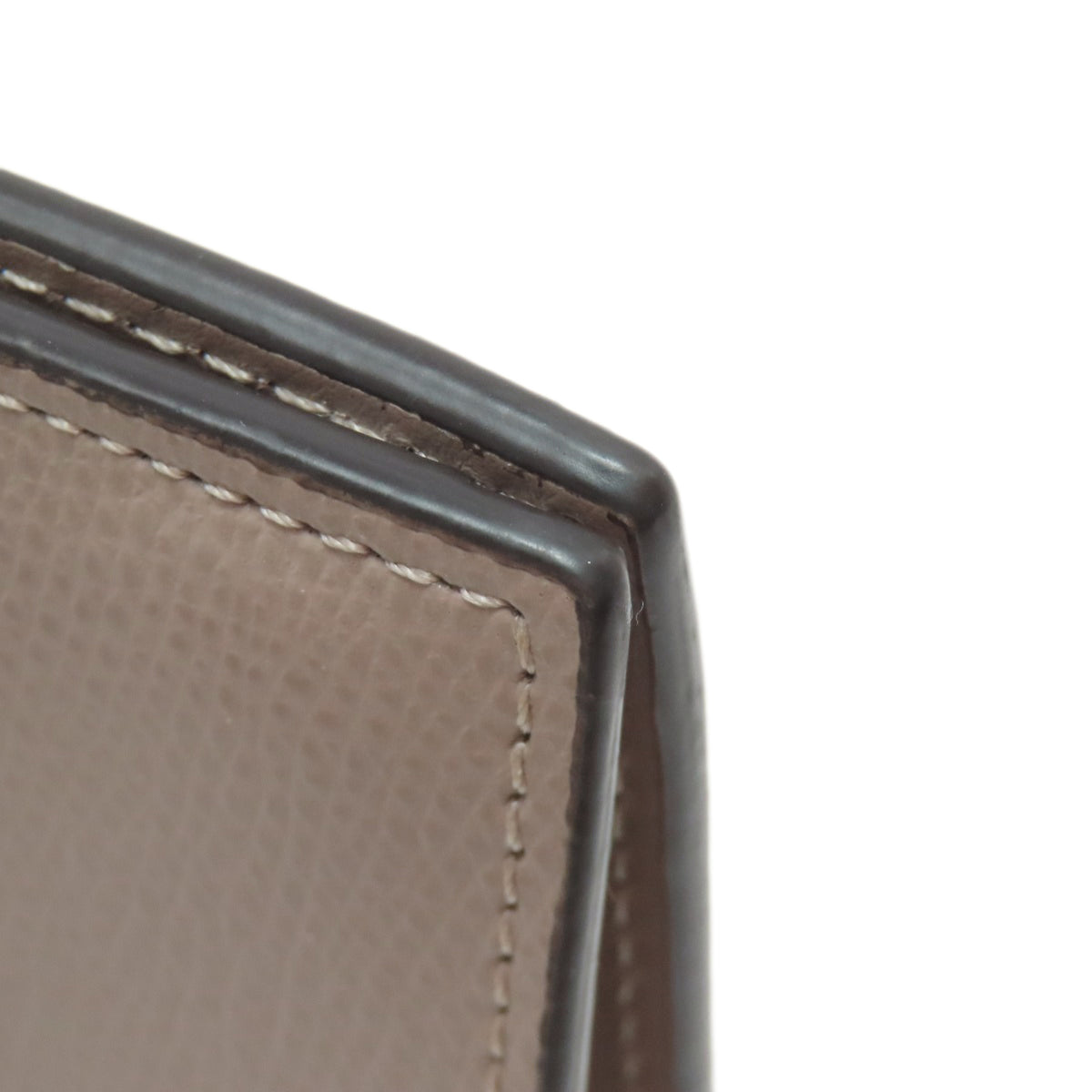 Fendi Beige Leather Wallet (Bi-Fold) (Pre-Owned)