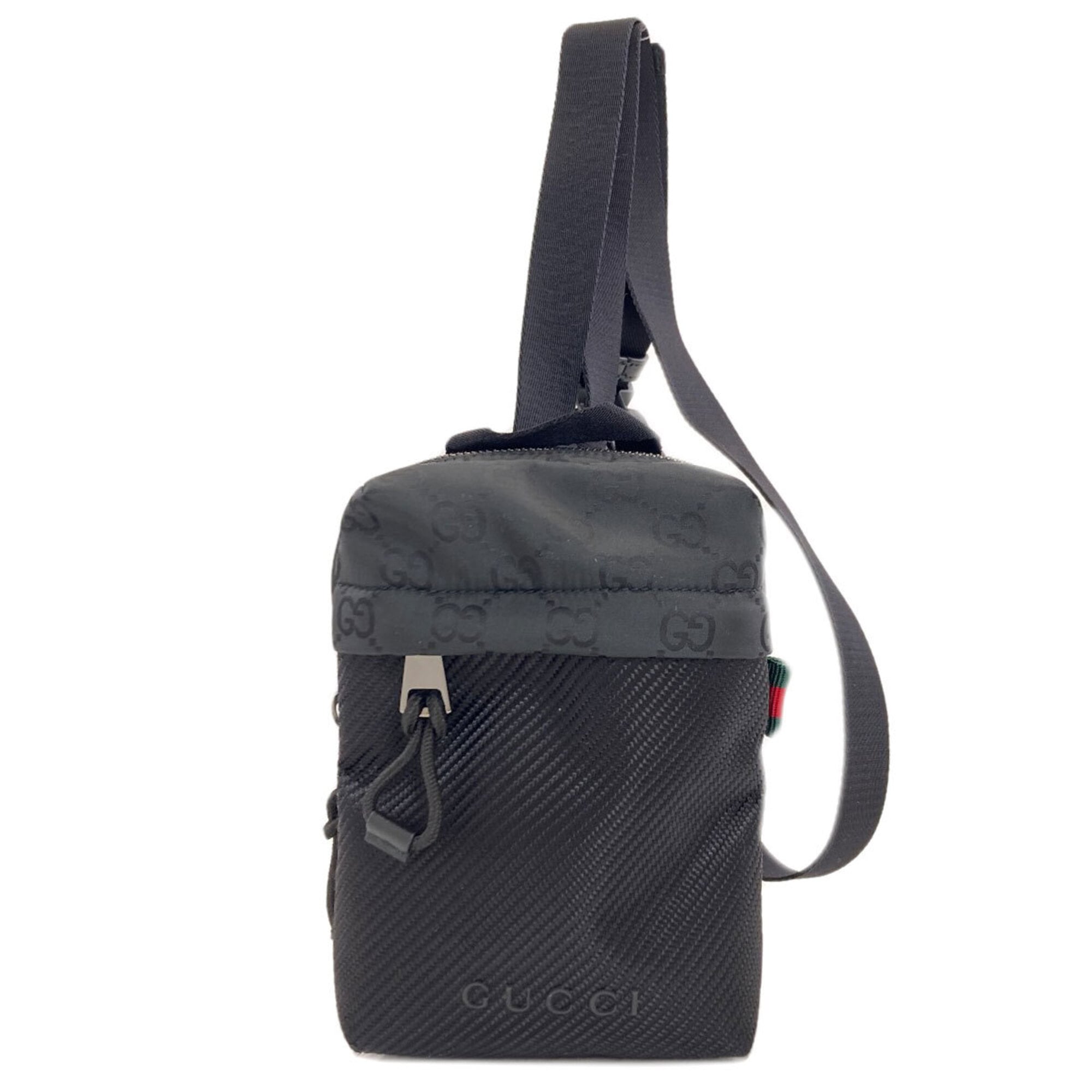 Gucci Black Nylon Shoulder Bag (Pre-Owned)