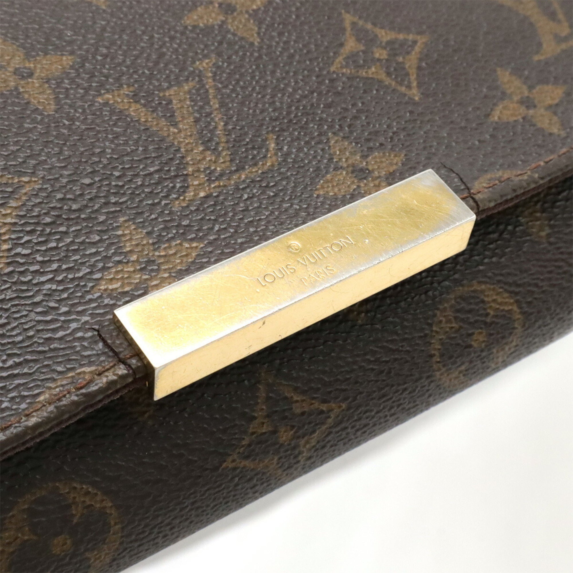 Louis Vuitton Brown Monogram Canvas Clutch Bag Shoulder Bag (Pre-Owned)