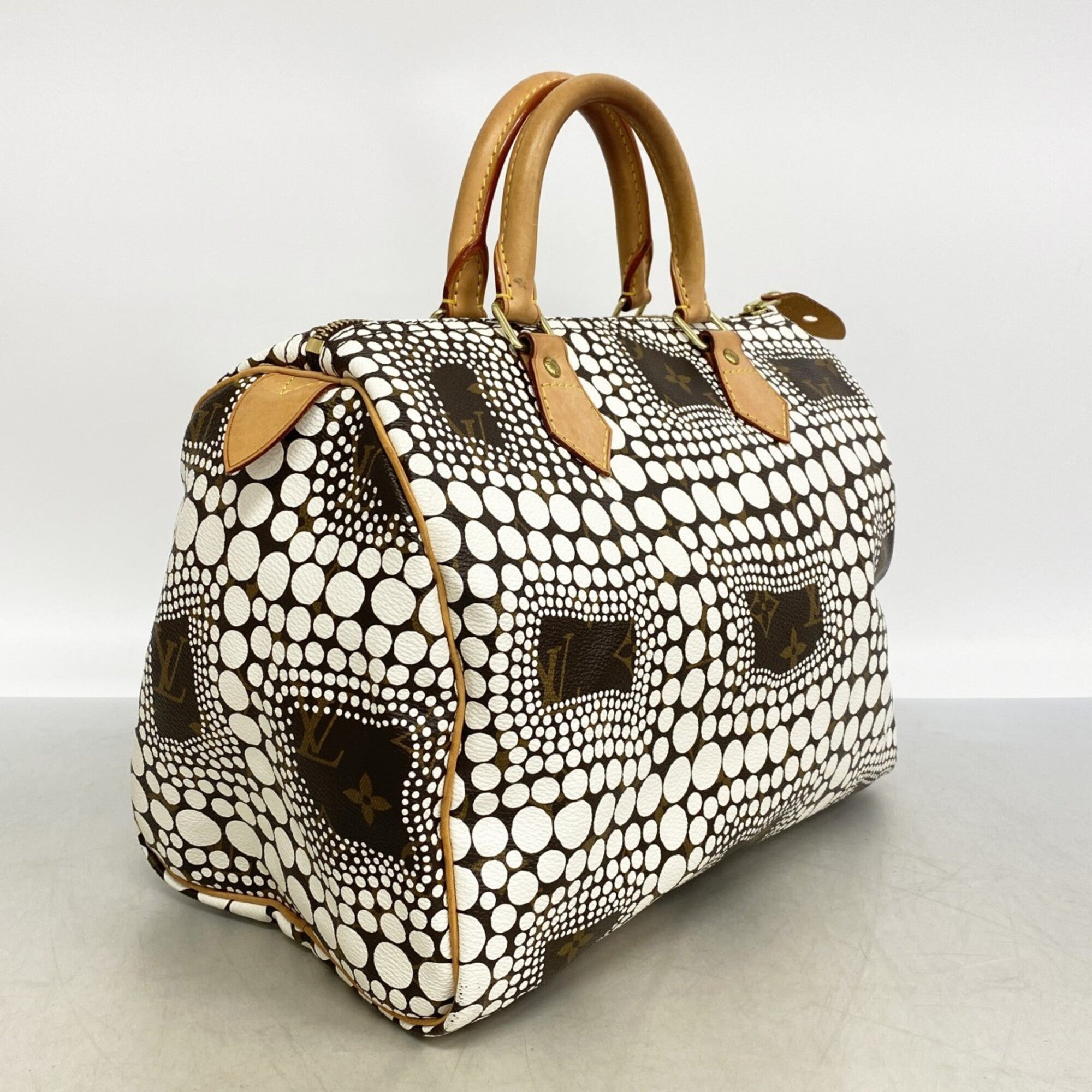 Louis Vuitton Blanc Handbag (Pre-Owned)