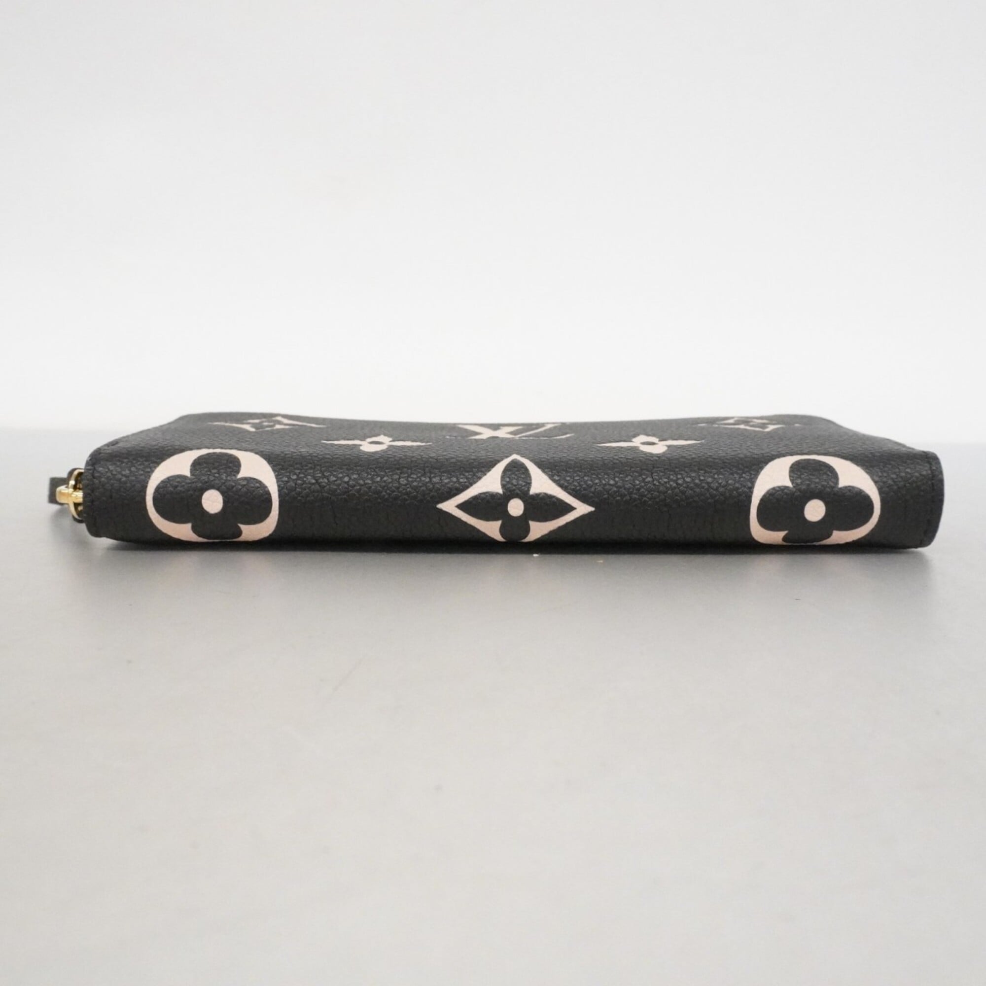 Louis Vuitton Beige Black Long Wallet (Bi-Fold) (Pre-Owned)