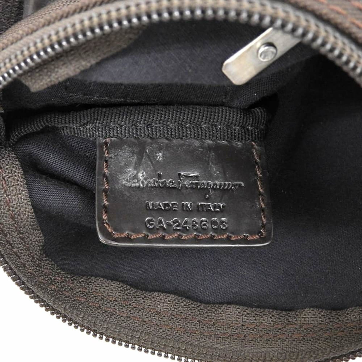 Salvatore Ferragamo Brown Canvas Shoulder Bag (Pre-Owned)