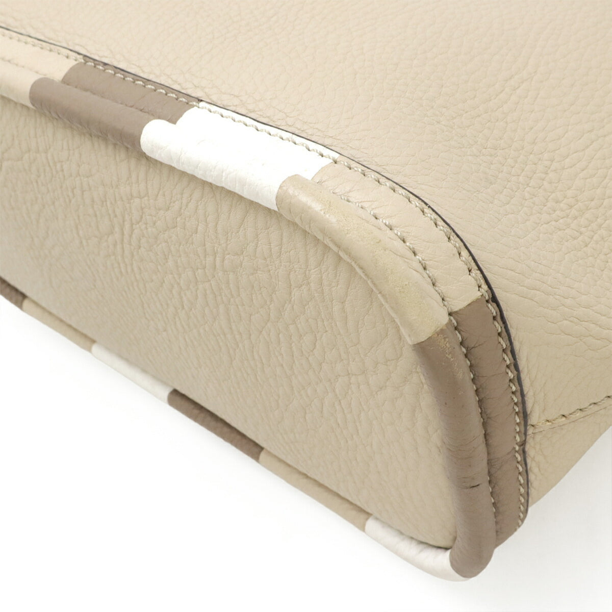 Fendi Beige Sand Leather Handbag Shoulder Bag (Pre-Owned)
