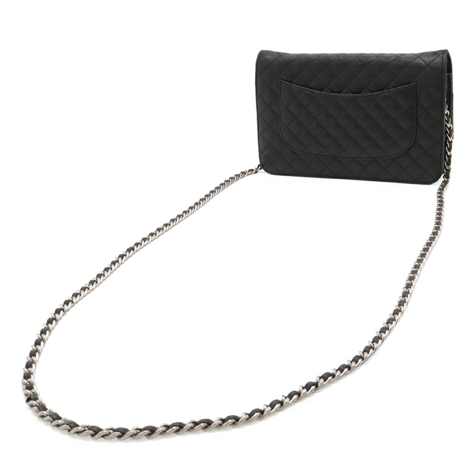 Chanel Black Leather Pochette Shoulder Bag (Pre-Owned)