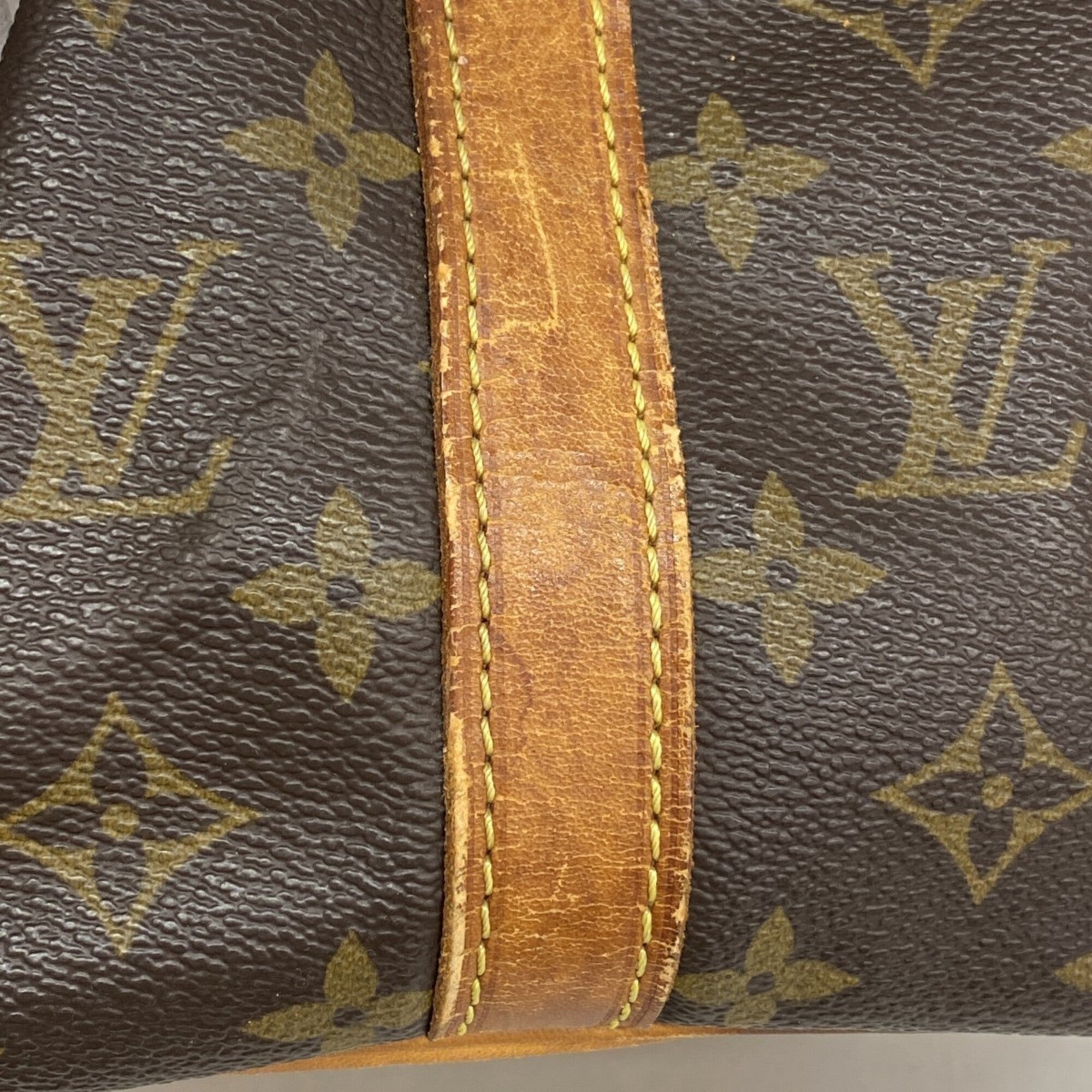 Louis Vuitton Brown Shoulder Bag (Pre-Owned)