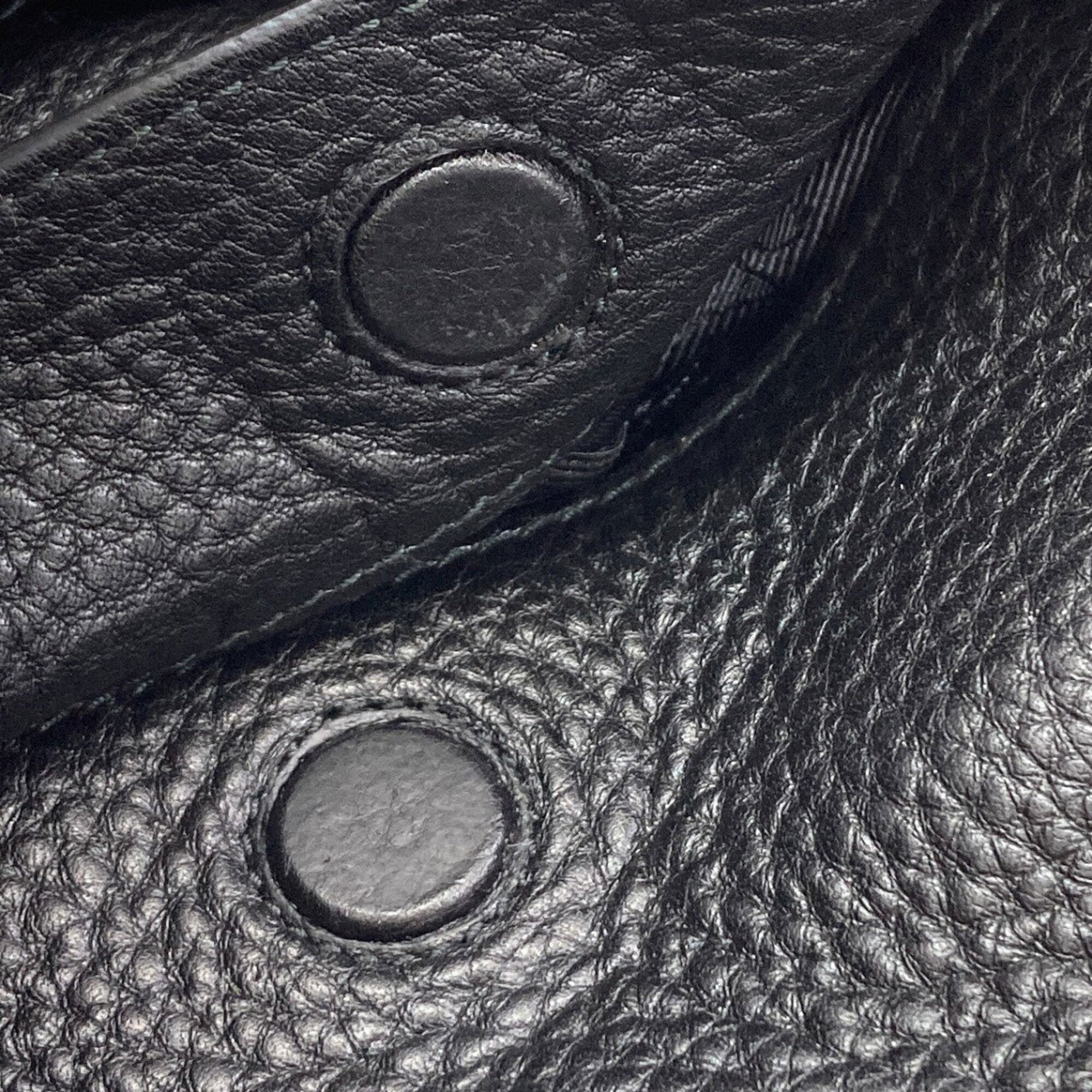 Prada Black Leather Handbag (Pre-Owned)