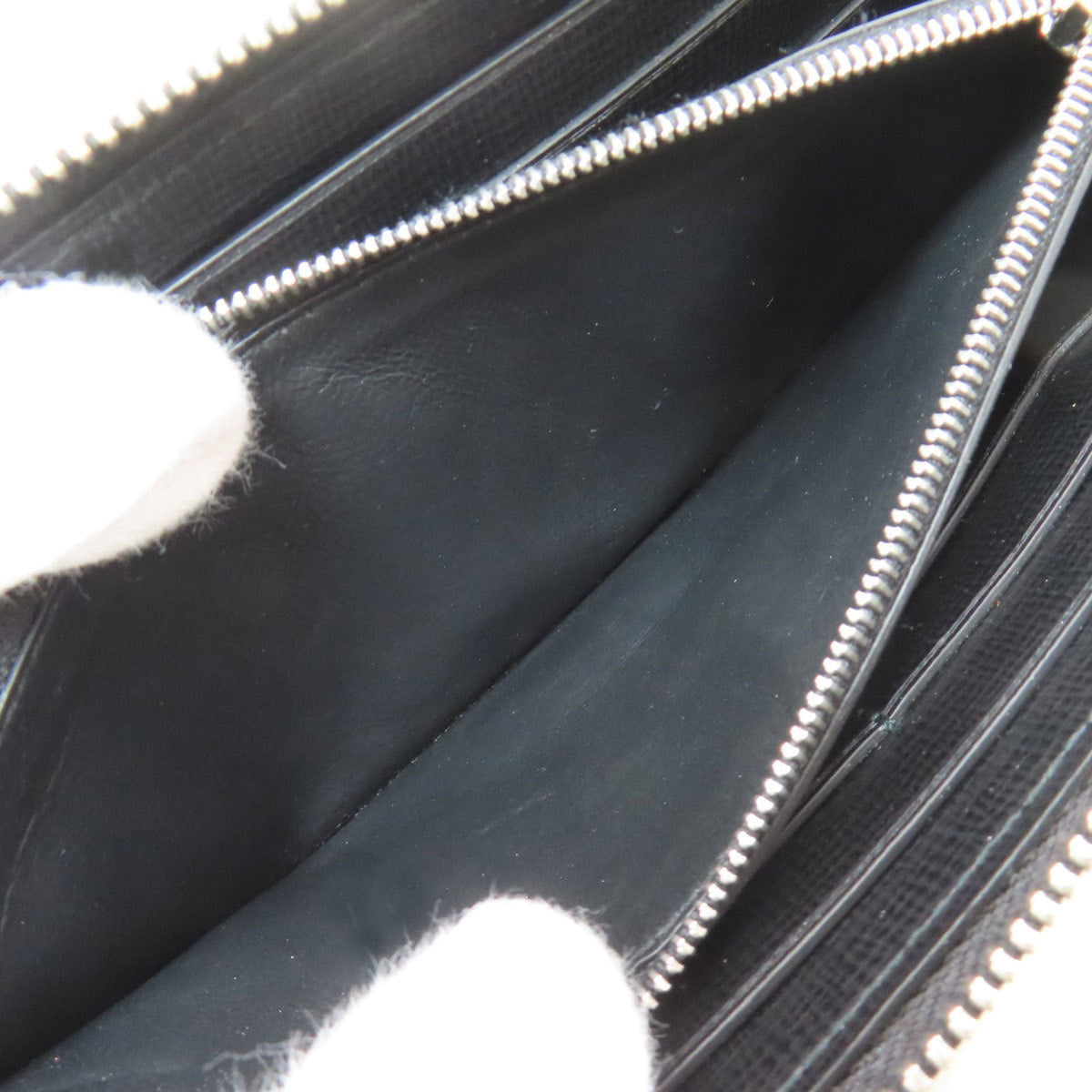 Dunhill Black Leather Long Wallet (Bi-Fold) (Pre-Owned)