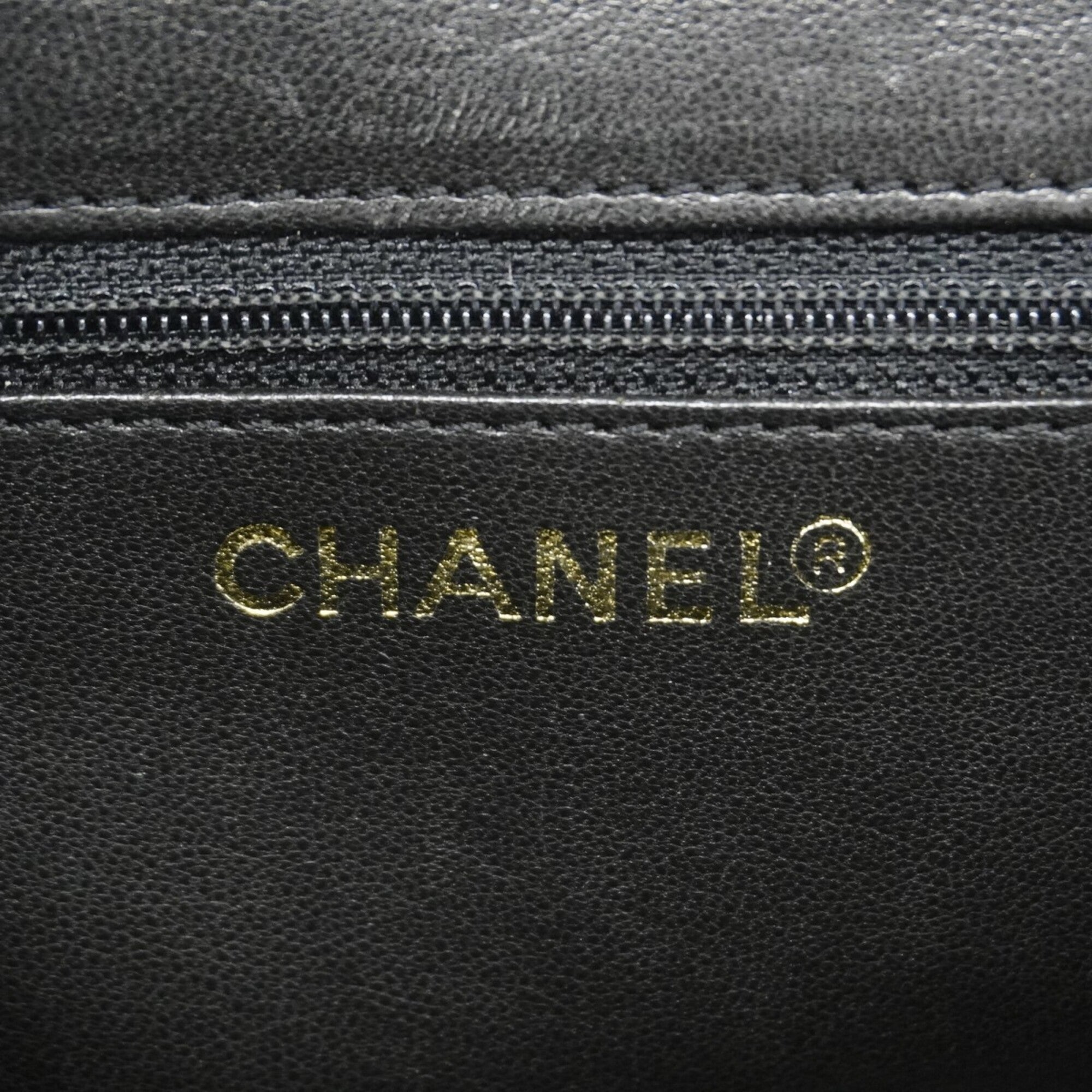 Chanel Black Grained Calfskin Tote Bag (Pre-Owned)