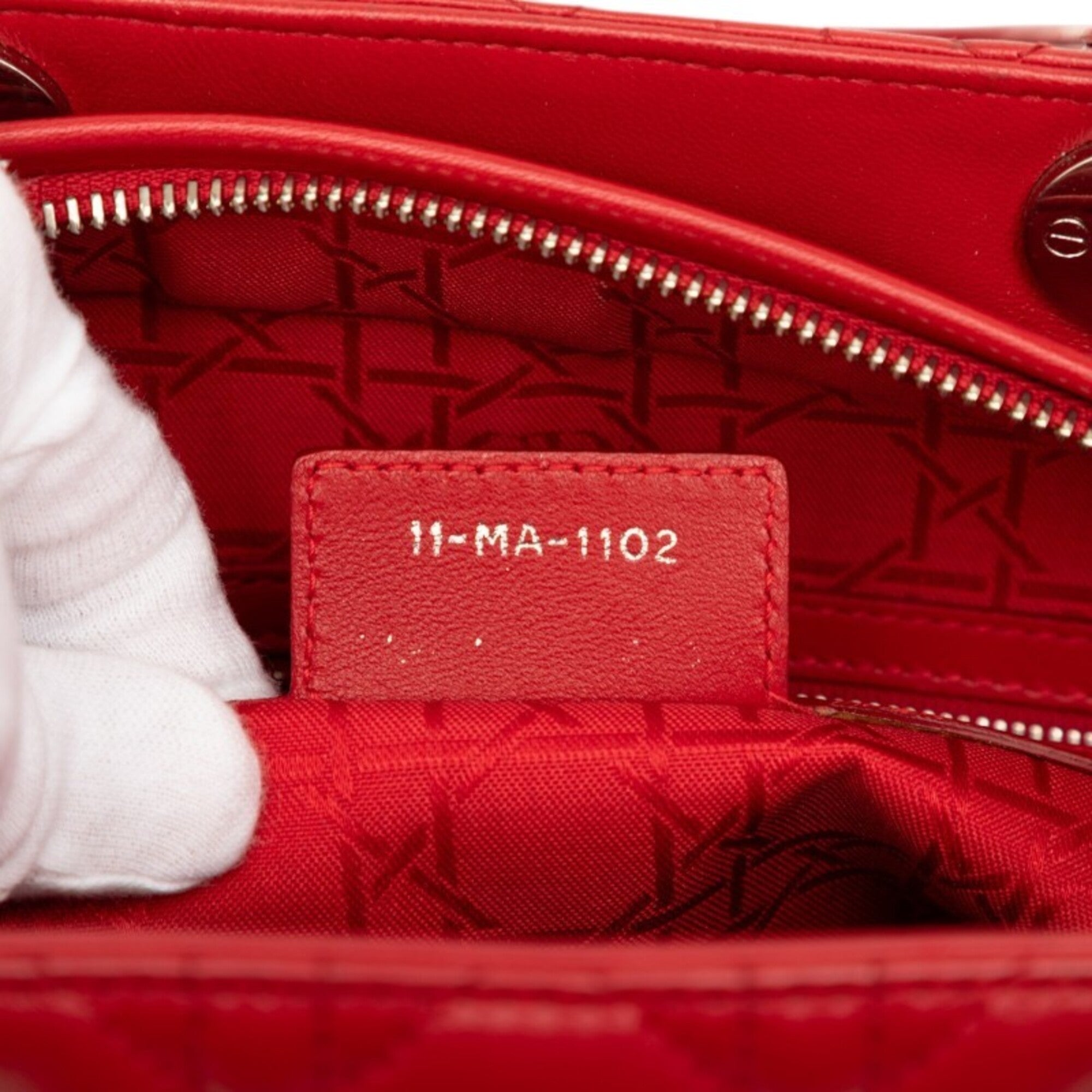 Christian Dior Lady Dior Red Color Leather Handbag Shoulder Bag (Pre-Owned)