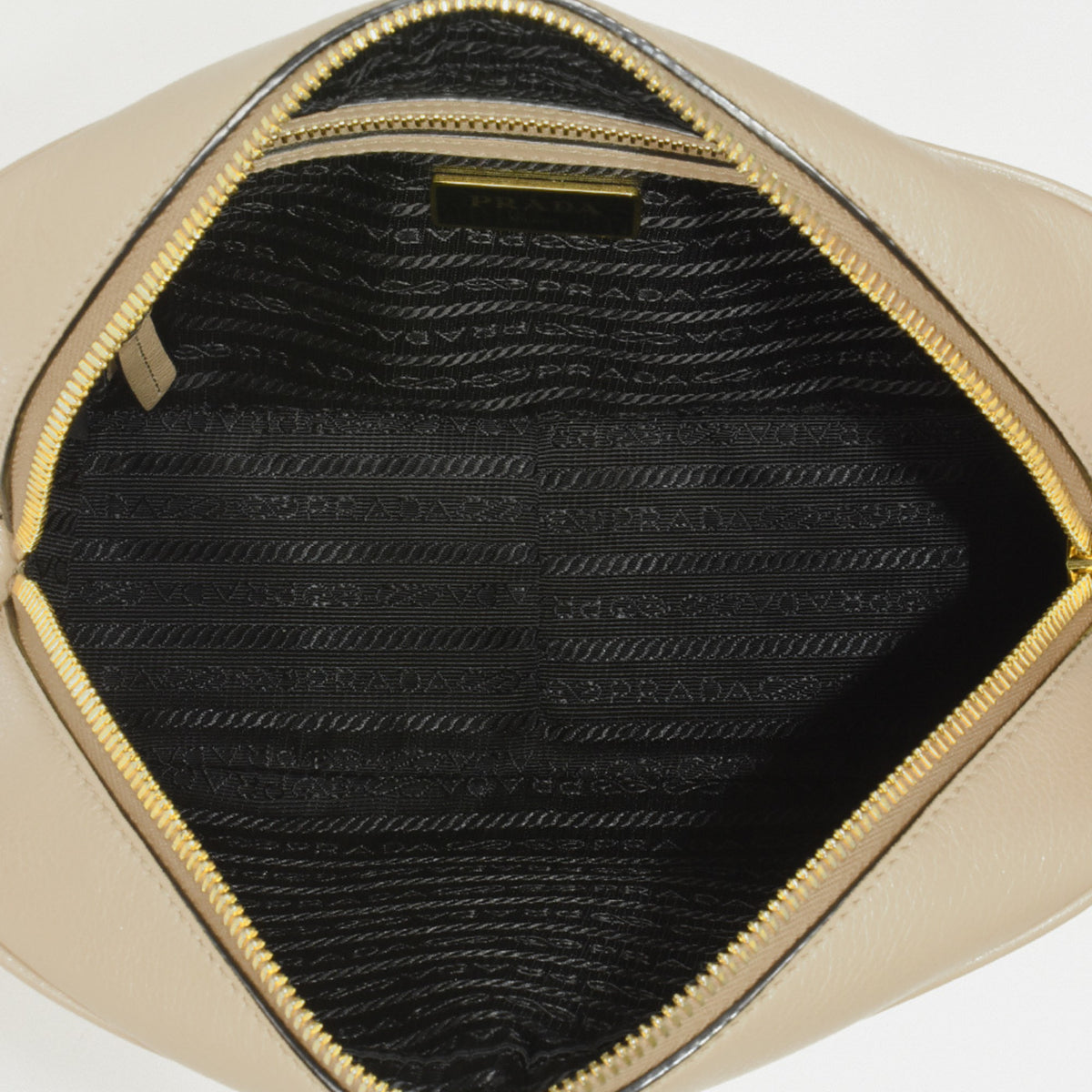 Prada Beige Leather Shoulder Bag (Pre-Owned)