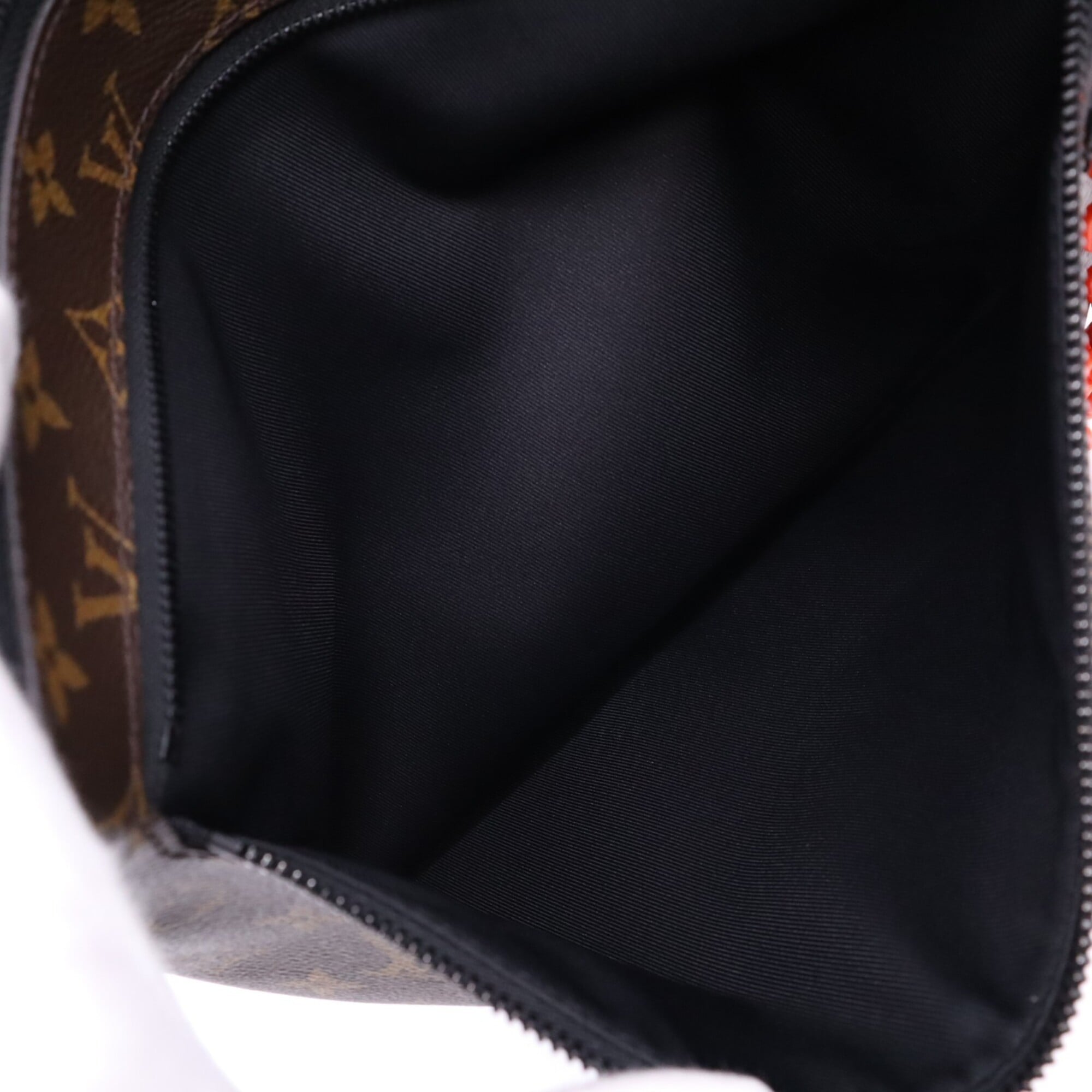 Louis Vuitton Beige Brown Coated Canvas Clutch Bag Pochette (Pre-Owned)