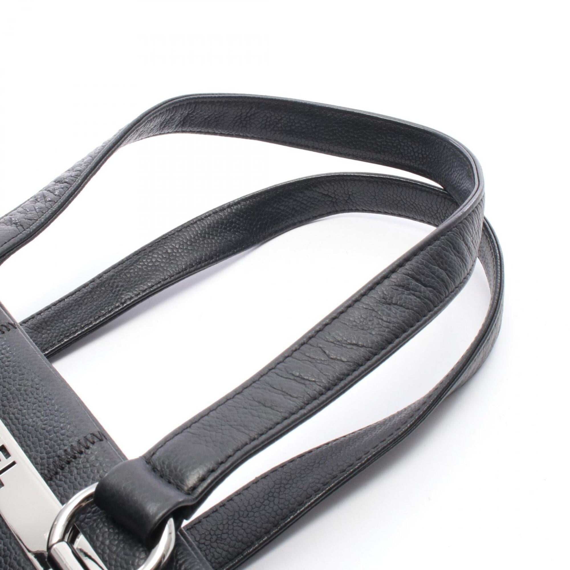 Chanel Black Grained Calfskin Handbag (Pre-Owned)