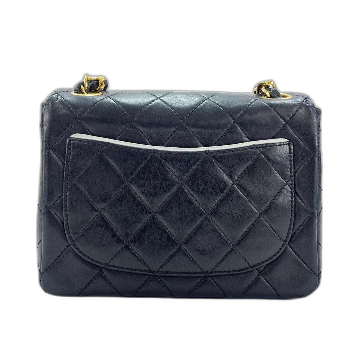 Chanel Matelasse Black Shoulder Bag (Pre-Owned)