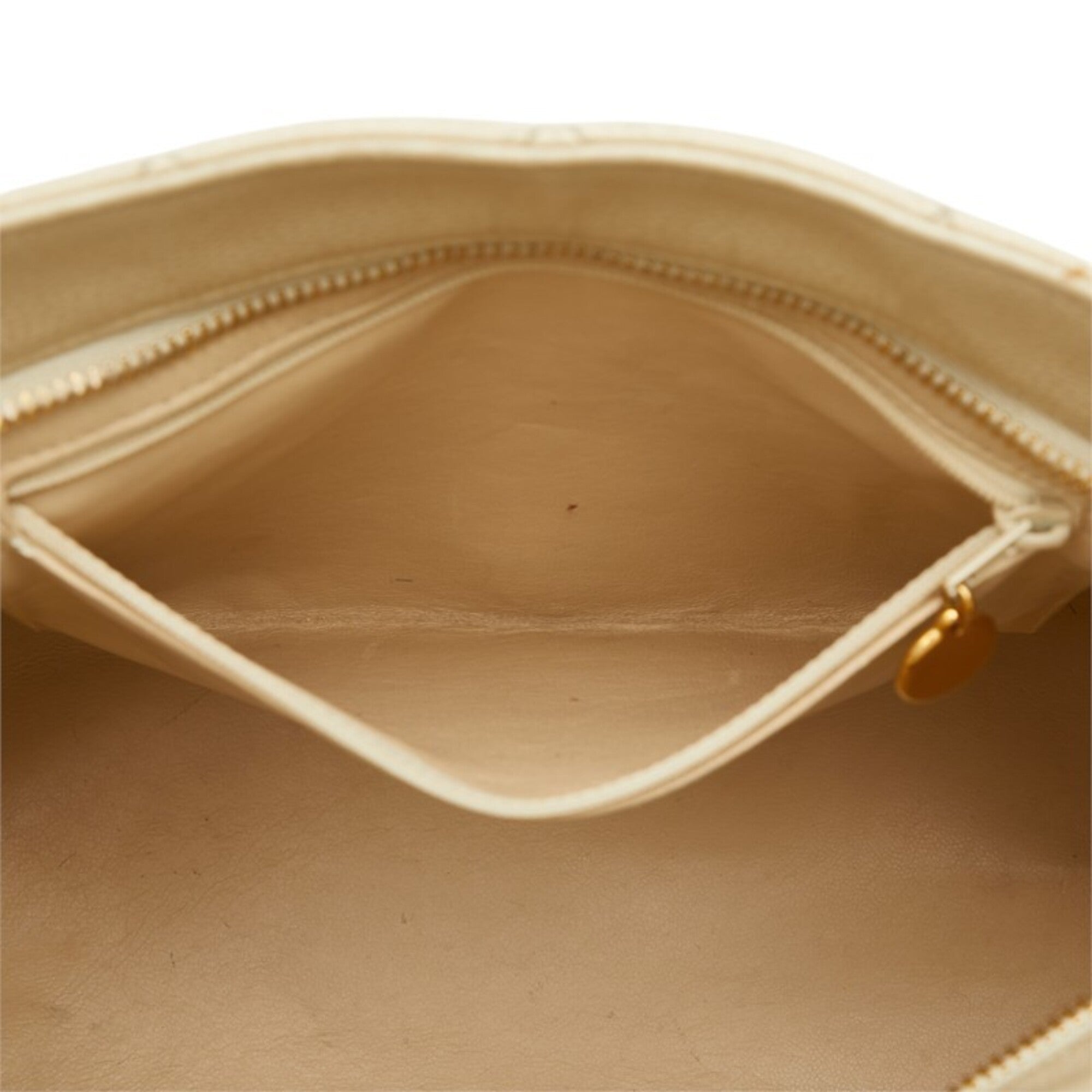 Chanel Ivory White Grained Calfskin Handbag Tote Bag (Pre-Owned)