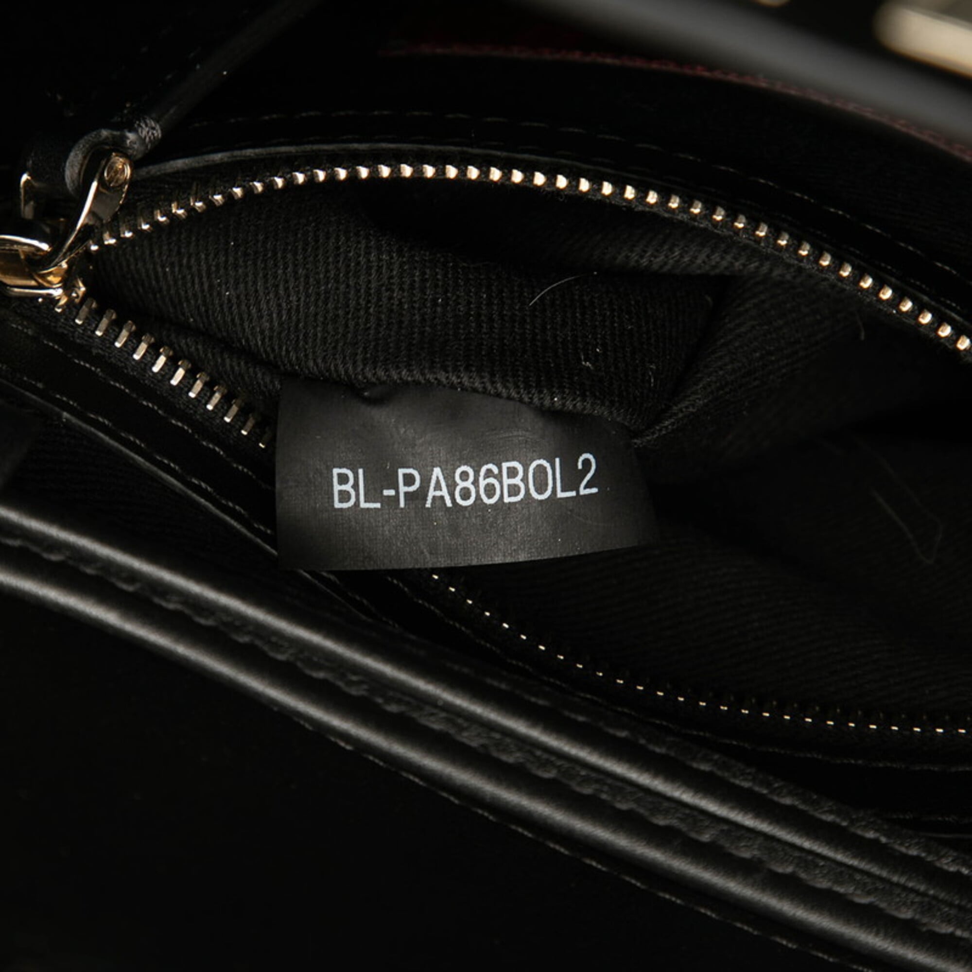 Valentino Black Leather Handbag Shoulder Bag (Pre-Owned)