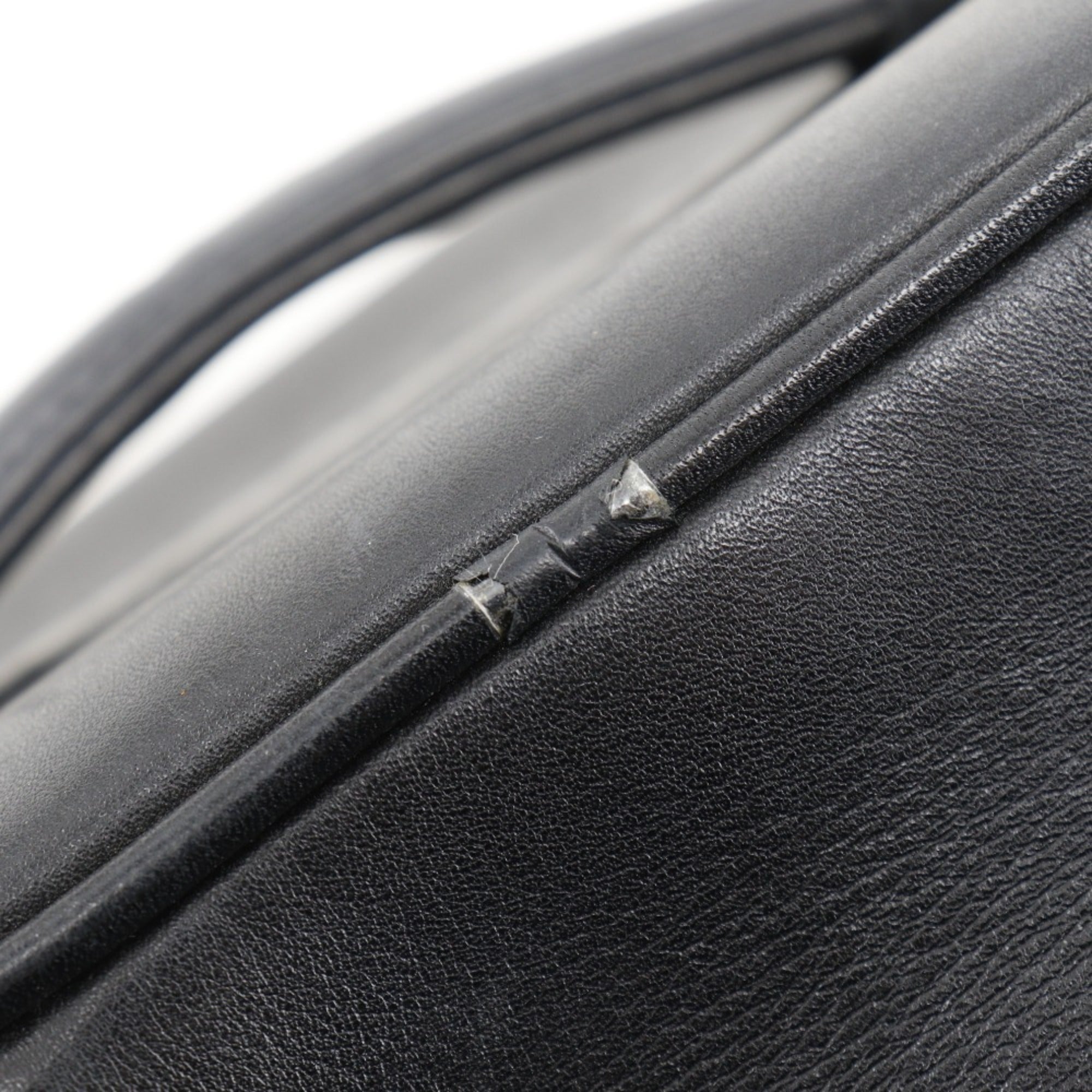 Chanel Black Leather Handbag Pouch (Pre-Owned)