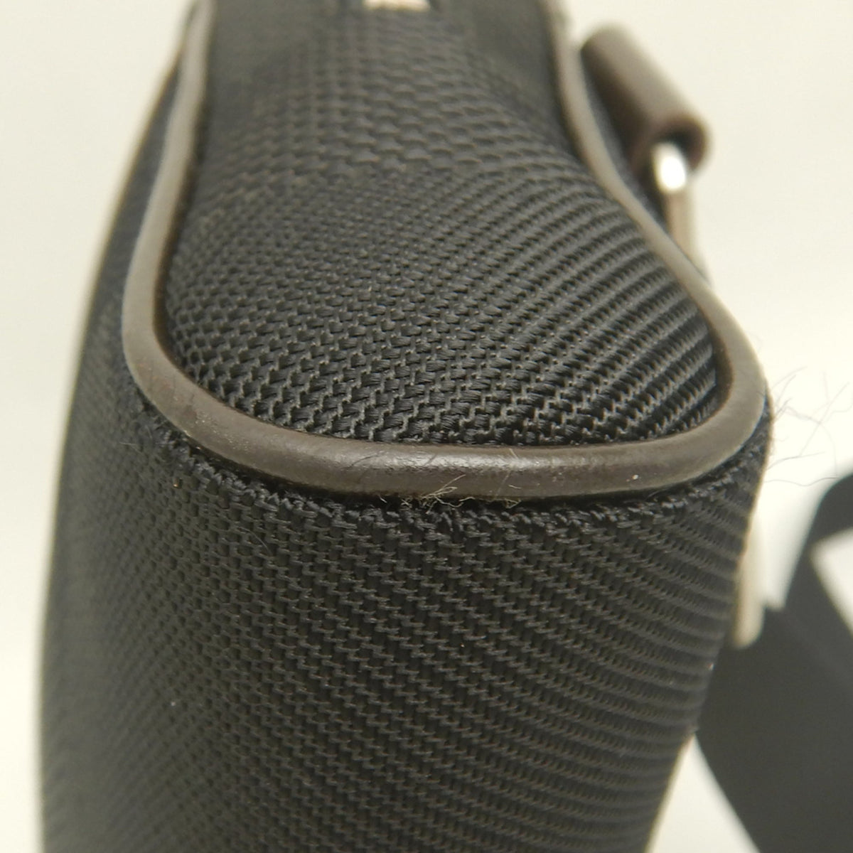 Louis Vuitton Noir Damier Geant Sling Bag (Pre-Owned)