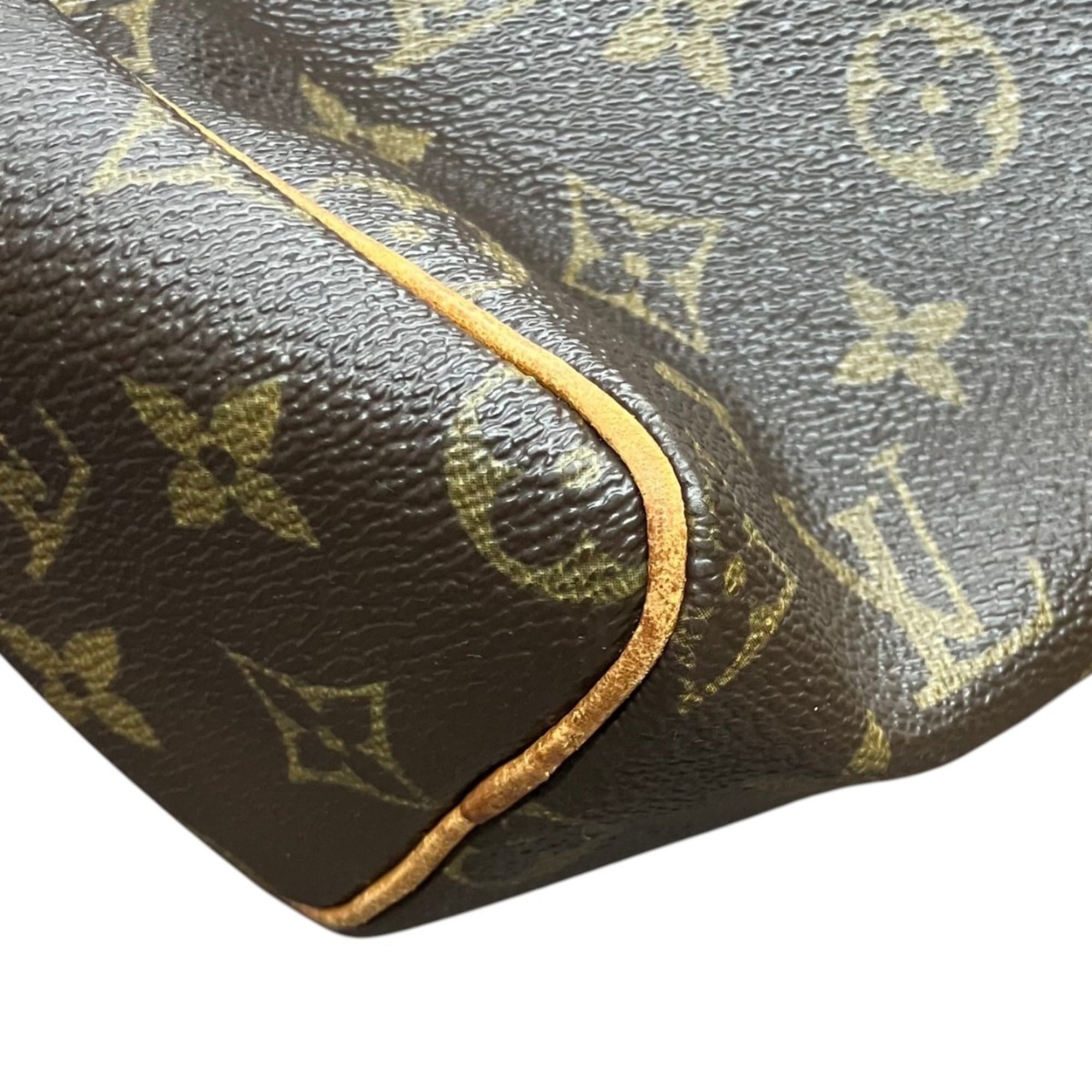 Louis Vuitton Monogram Brown Monogram Shoulder Bag (Pre-Owned)
