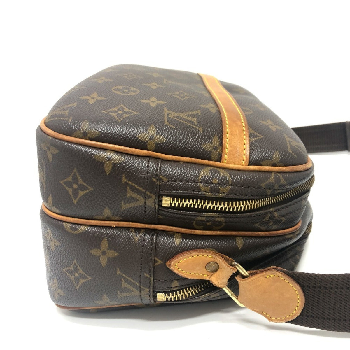 Louis Vuitton Brown Monogram Monogram Shoulder Bag (Pre-Owned)