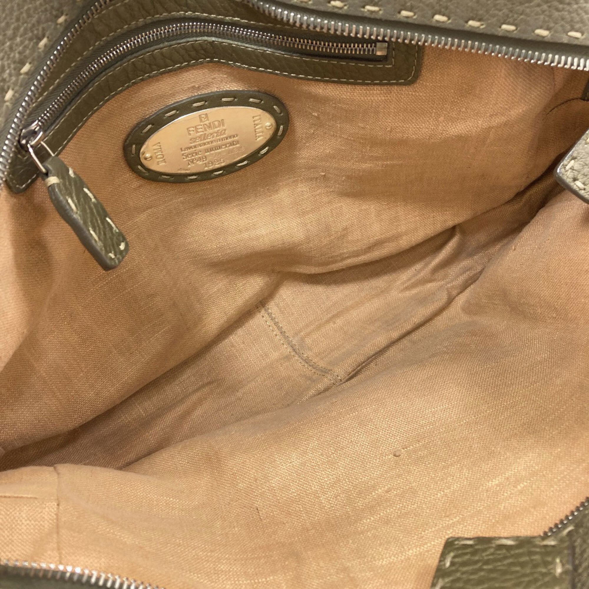 Fendi Selleria Khaki Leather Handbag (Pre-Owned)