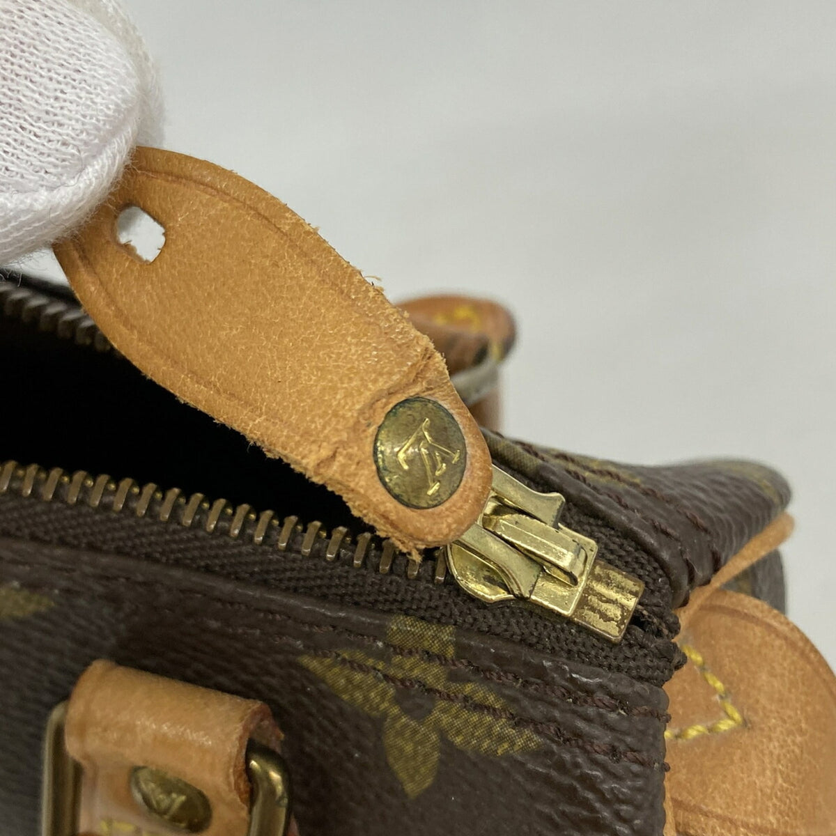 Louis Vuitton Brown Handbag (Pre-Owned)