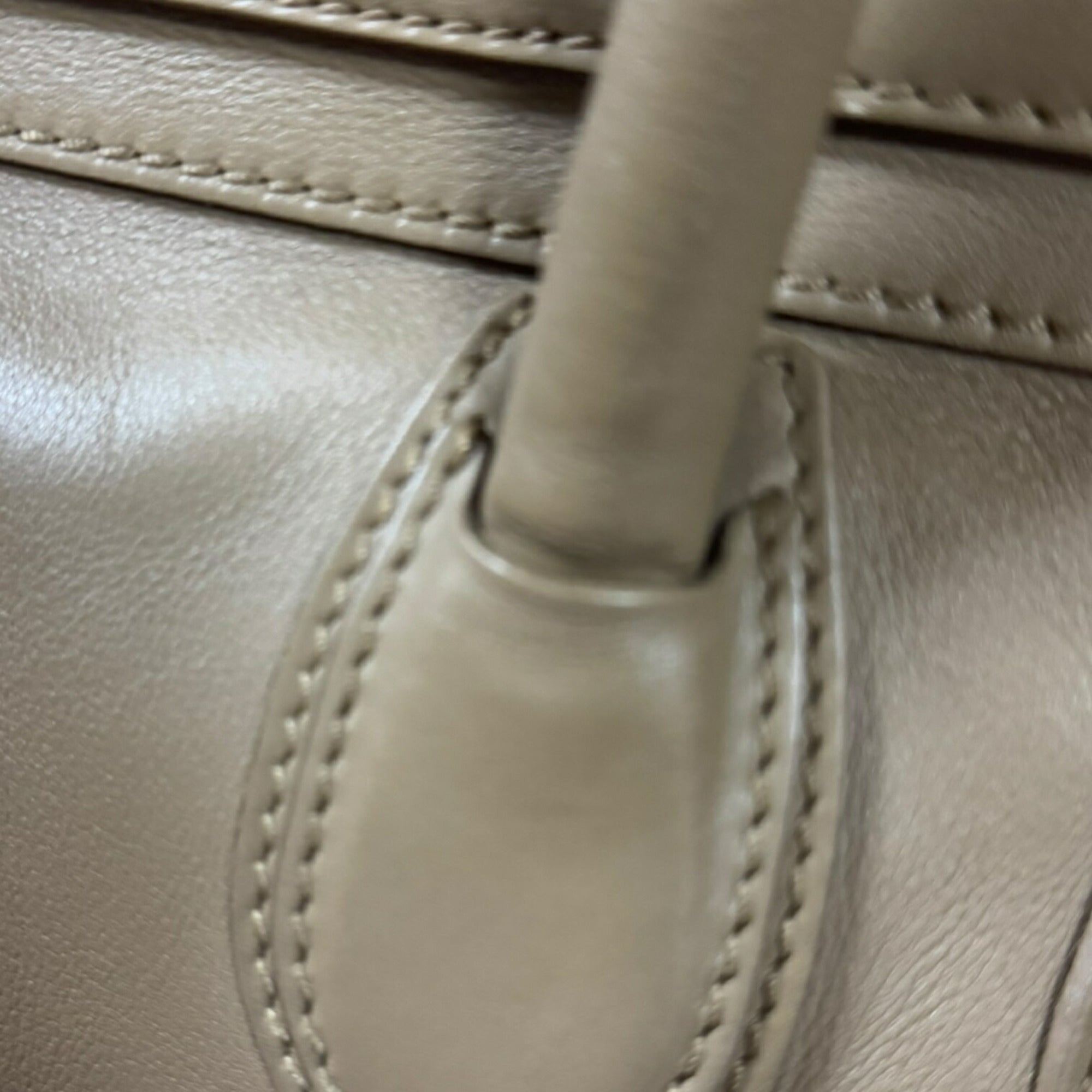 Celine Beige Leather Handbag (Pre-Owned)