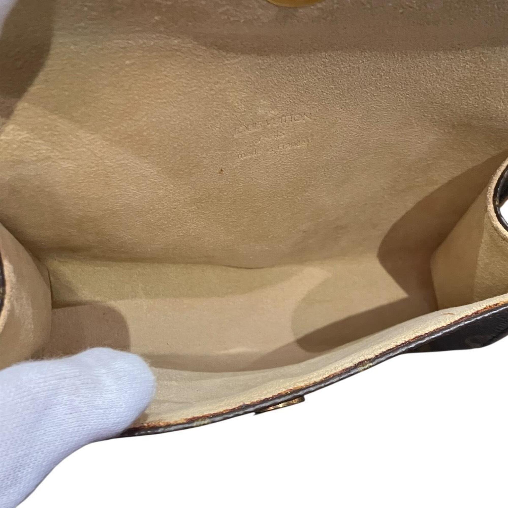 Louis Vuitton Brown Pochette Shoulder Bag (Pre-Owned)