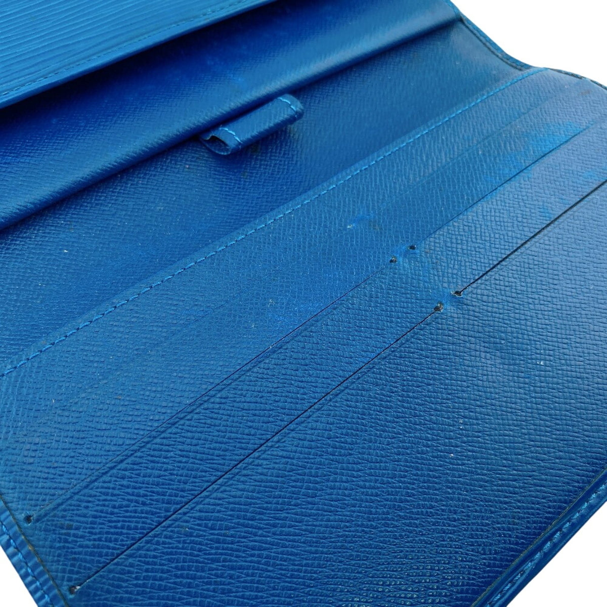 Louis Vuitton Epi Blue Epi Leather Long Wallet (Bi-Fold) (Pre-Owned)