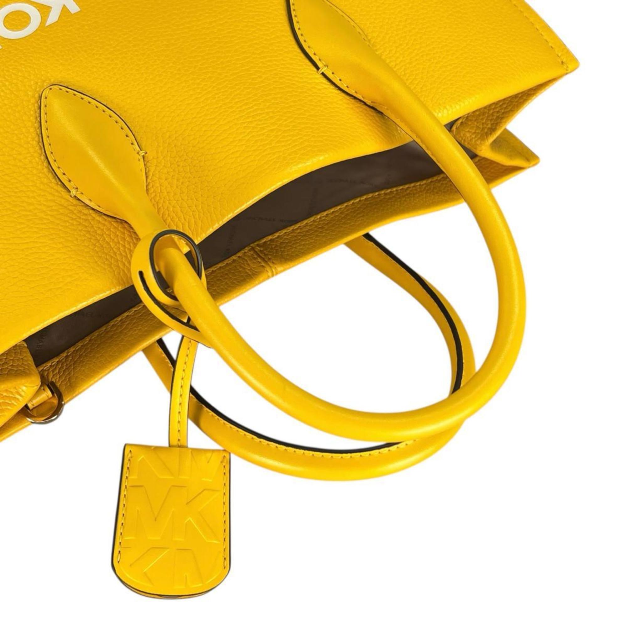 Michael Kors Yellow Handbag Shoulder Bag (Pre-Owned)