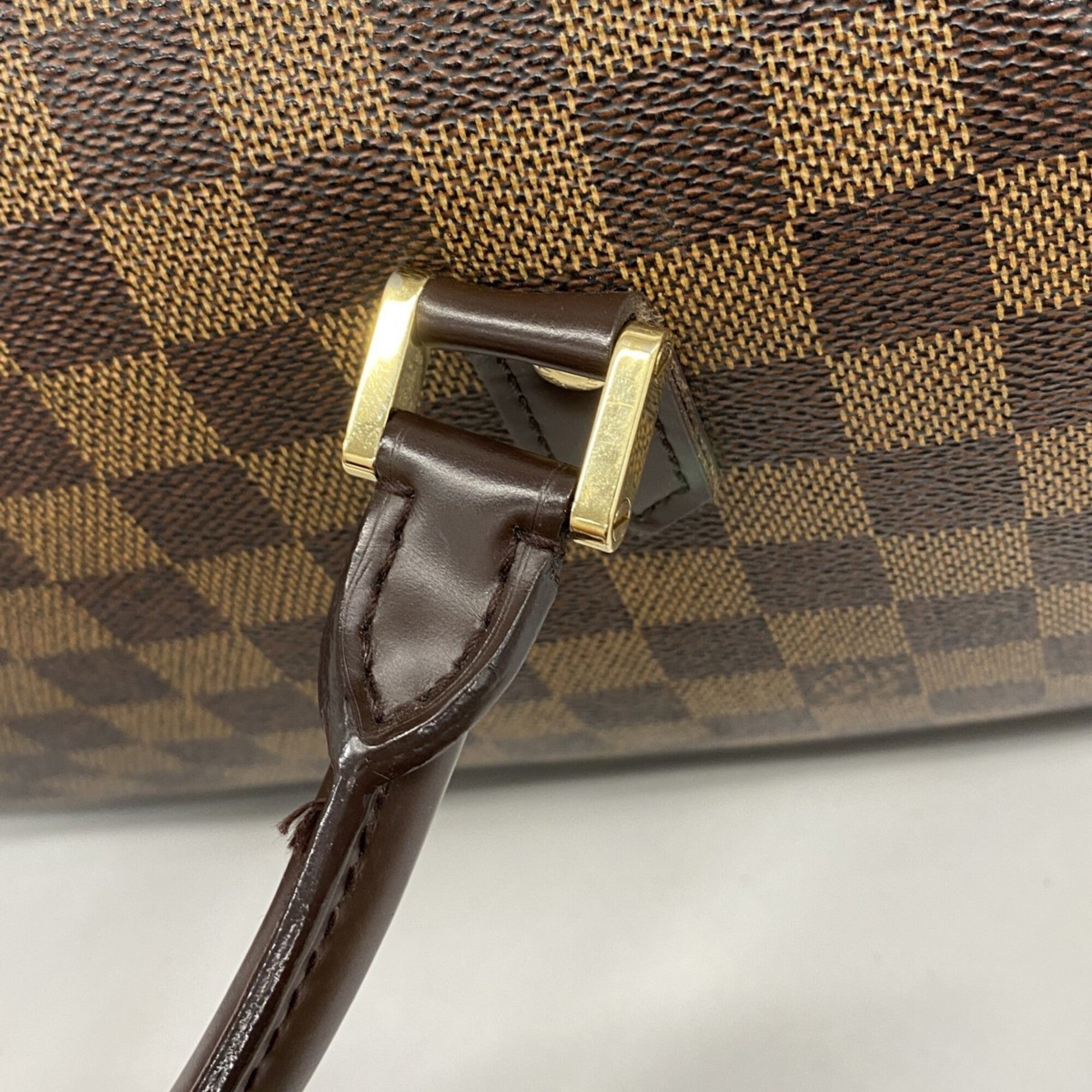 Louis Vuitton Brown Handbag (Pre-Owned)