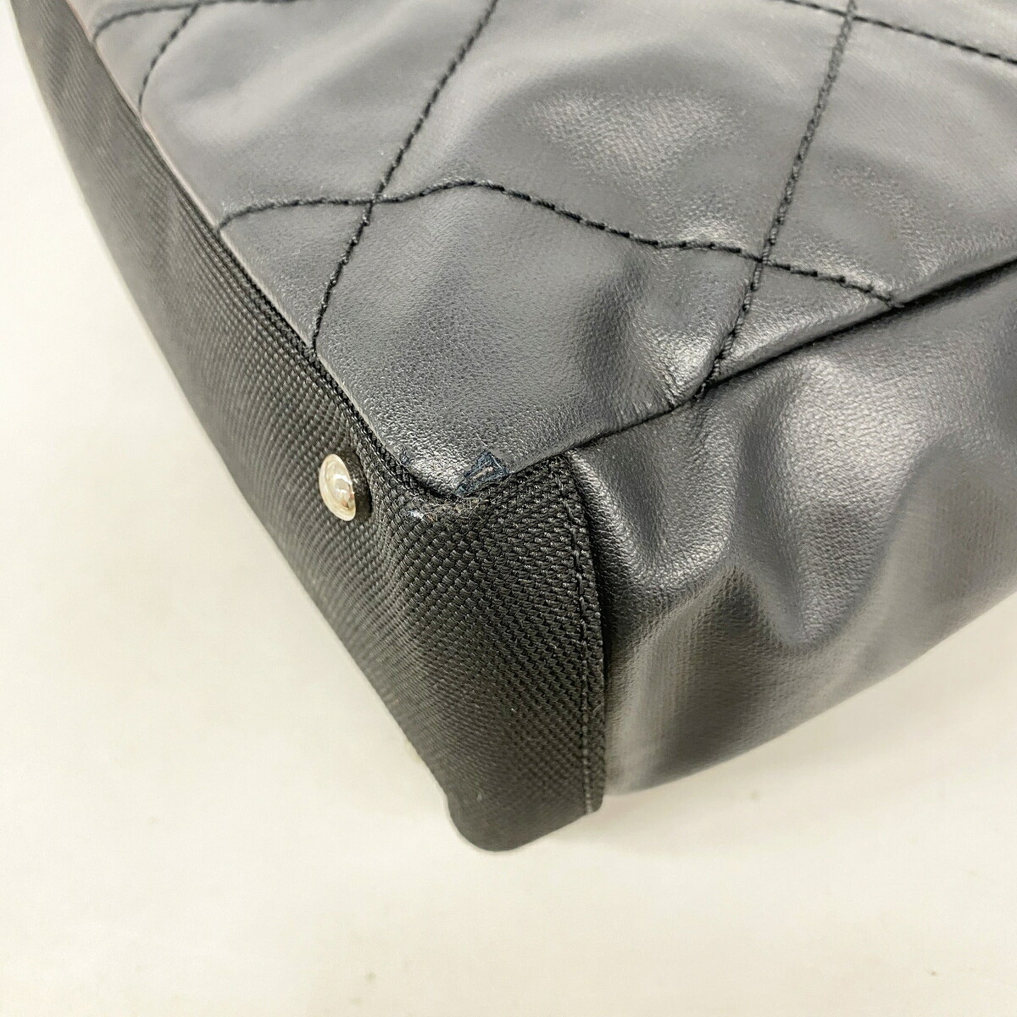 Chanel Black Canvas Tote Bag (Pre-Owned)