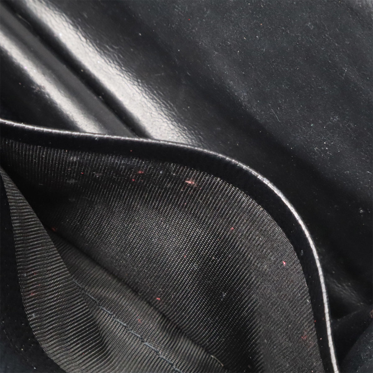 Yves Saint Laurent Black Leather Shoulder Bag (Pre-Owned)