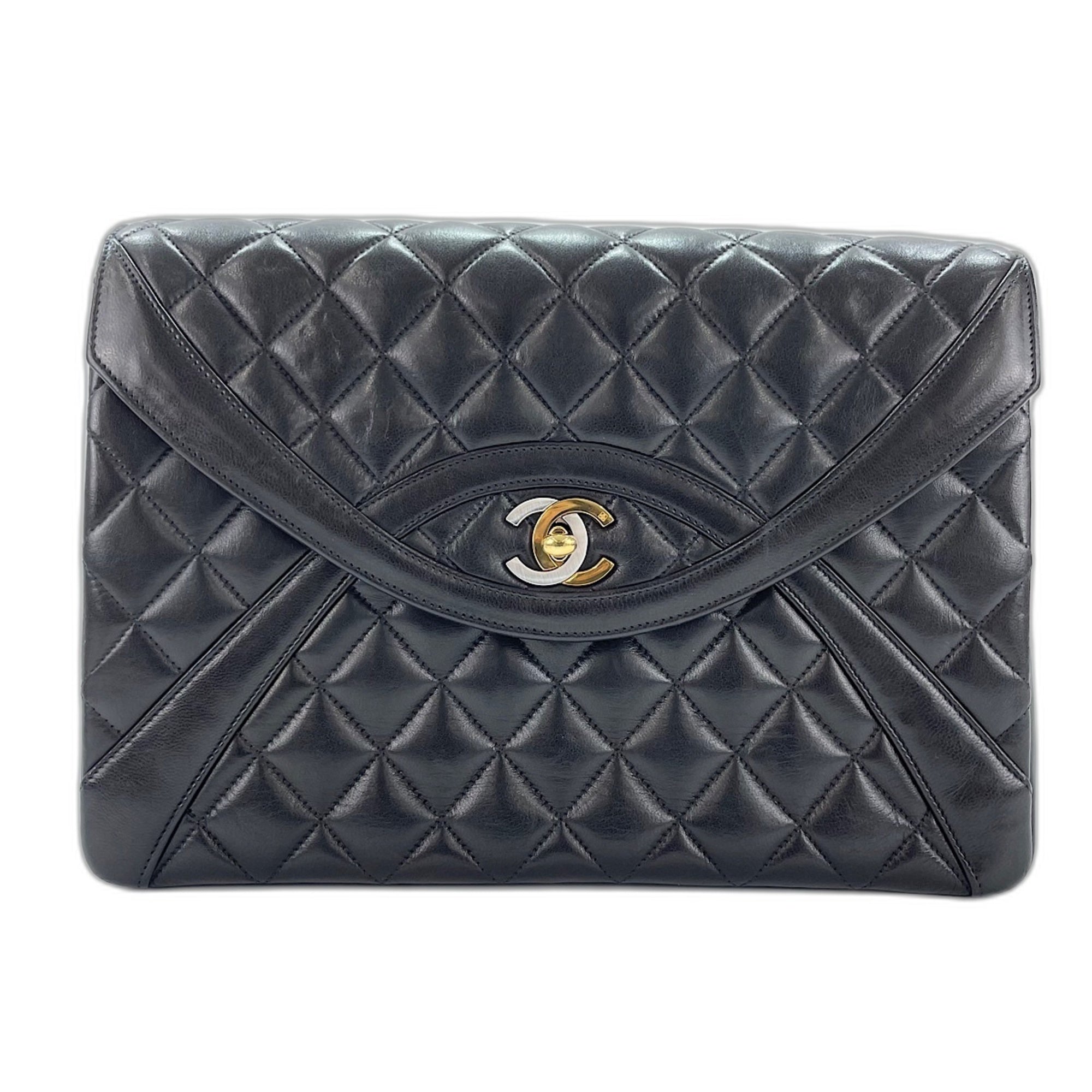 Chanel Black Shoulder Bag (Pre-Owned)