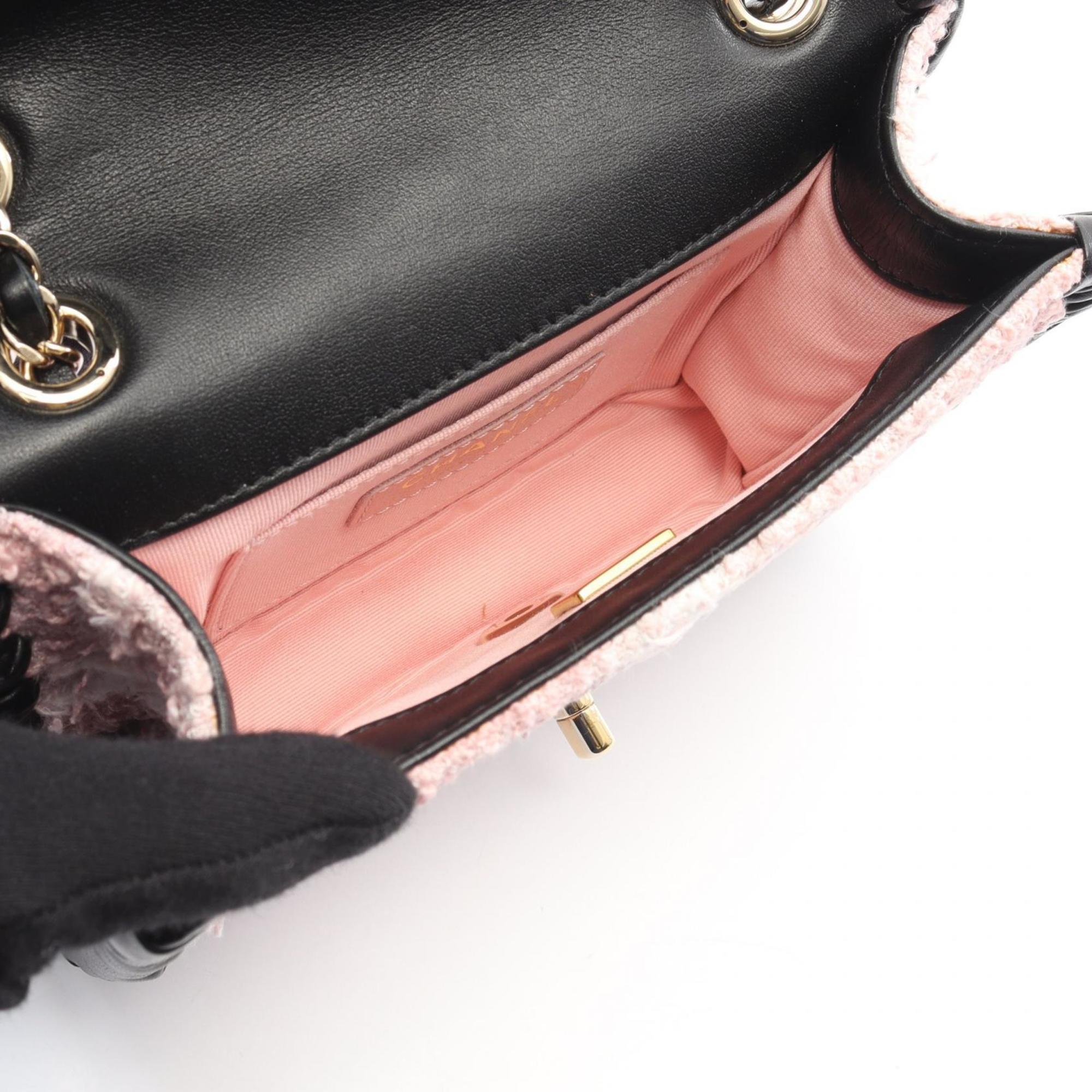 Chanel Black Pink Fabric Leather Shoulder Bag (Pre-Owned)