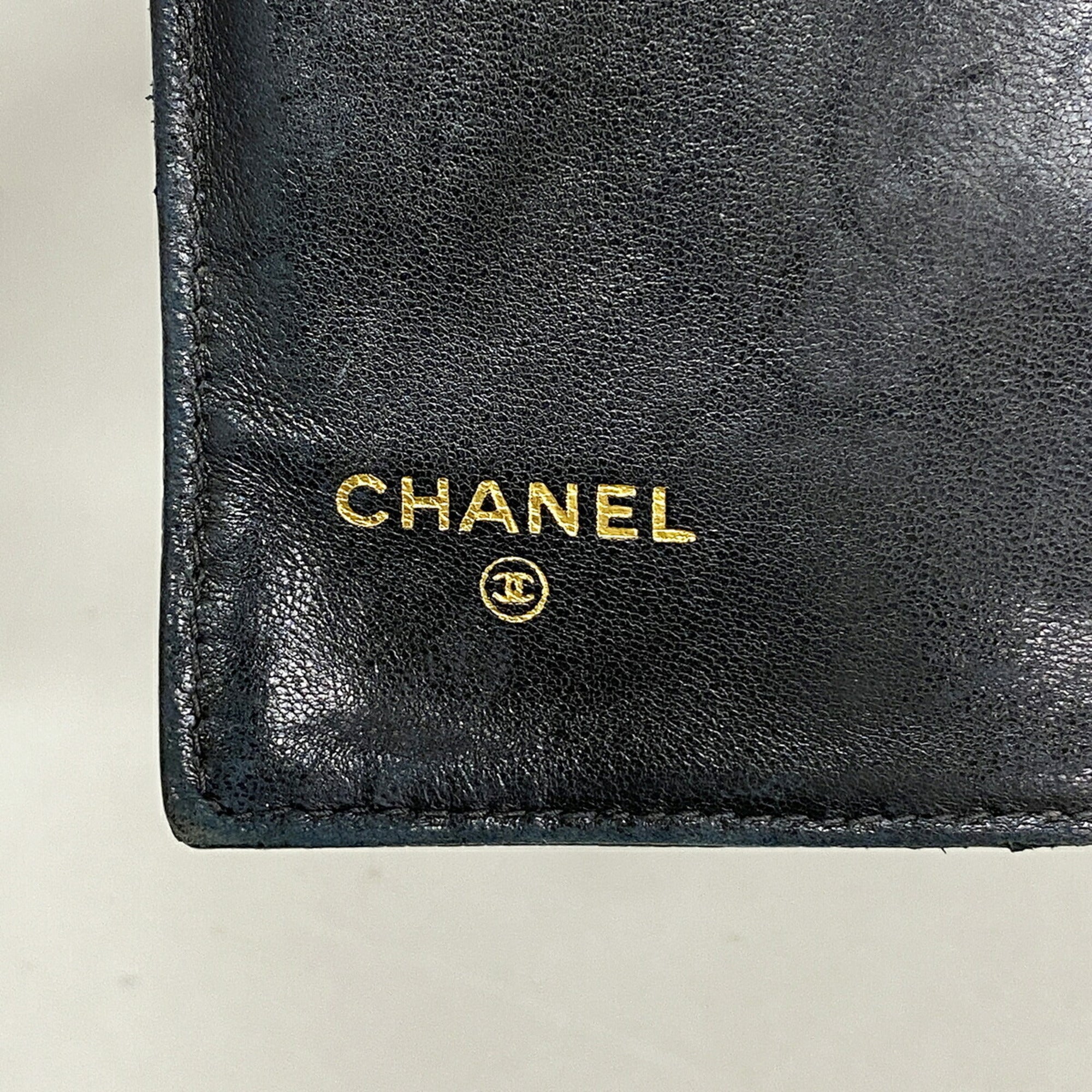 Chanel Black Grained Calfskin Long Wallet (Bi-Fold) (Pre-Owned)