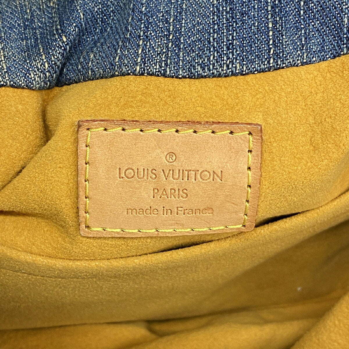 Louis Vuitton Blue Handbag (Pre-Owned)