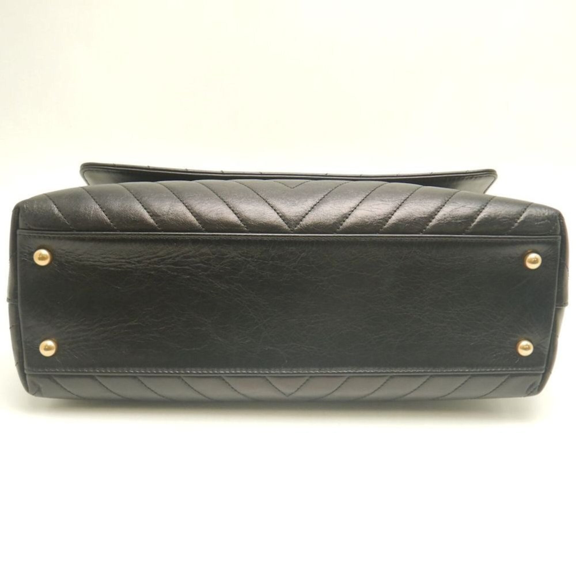 Chanel Black Leather Handbag (Pre-Owned)