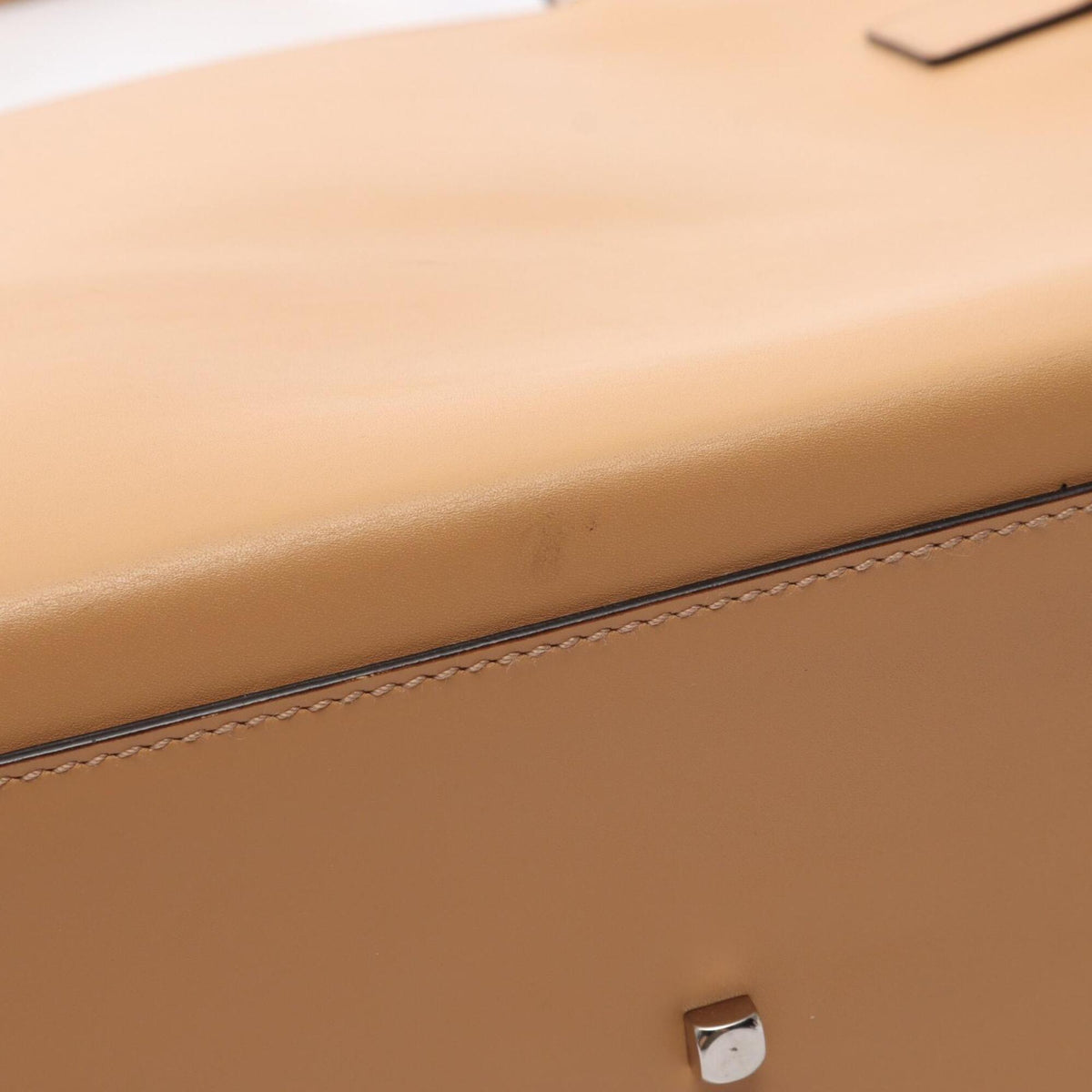 Salvatore Ferragamo Beige Leather Handbag (Pre-Owned)