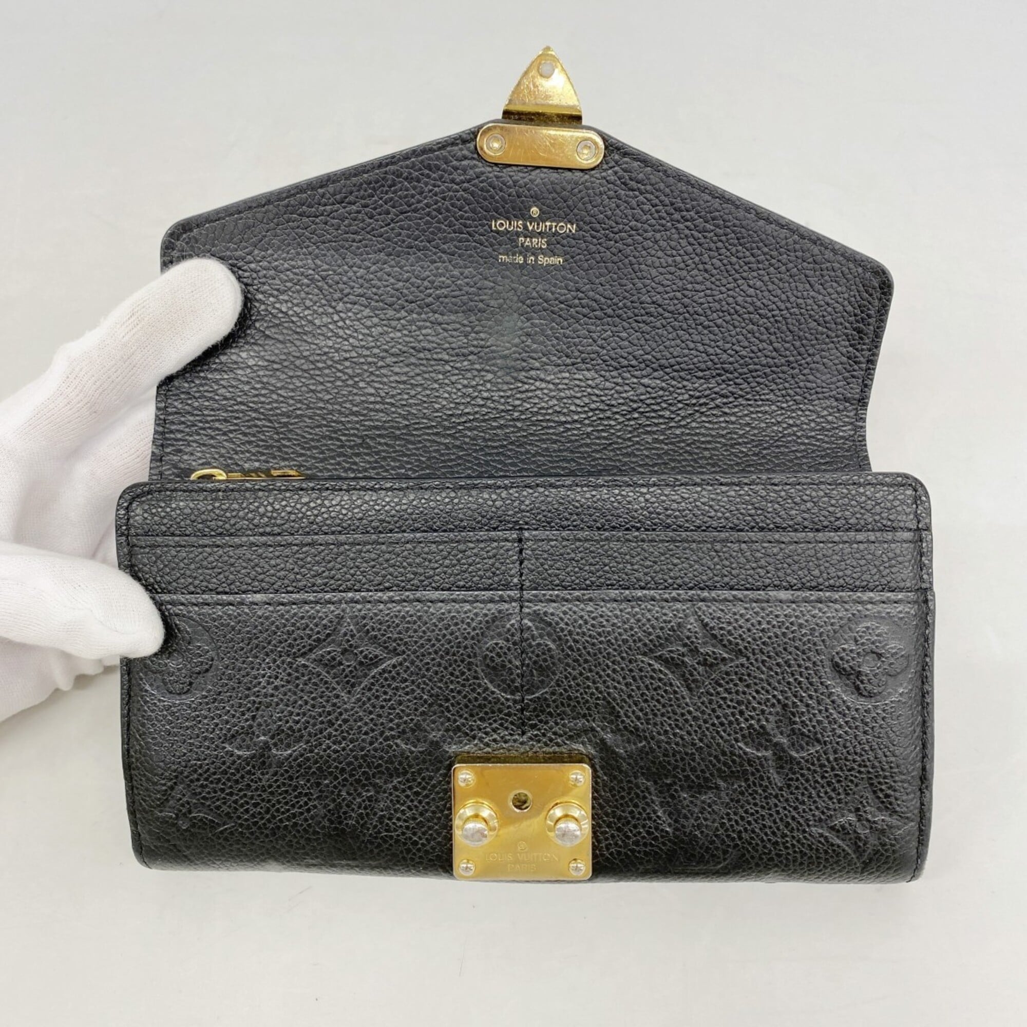 Louis Vuitton Noir Long Wallet (Bi-Fold) (Pre-Owned)