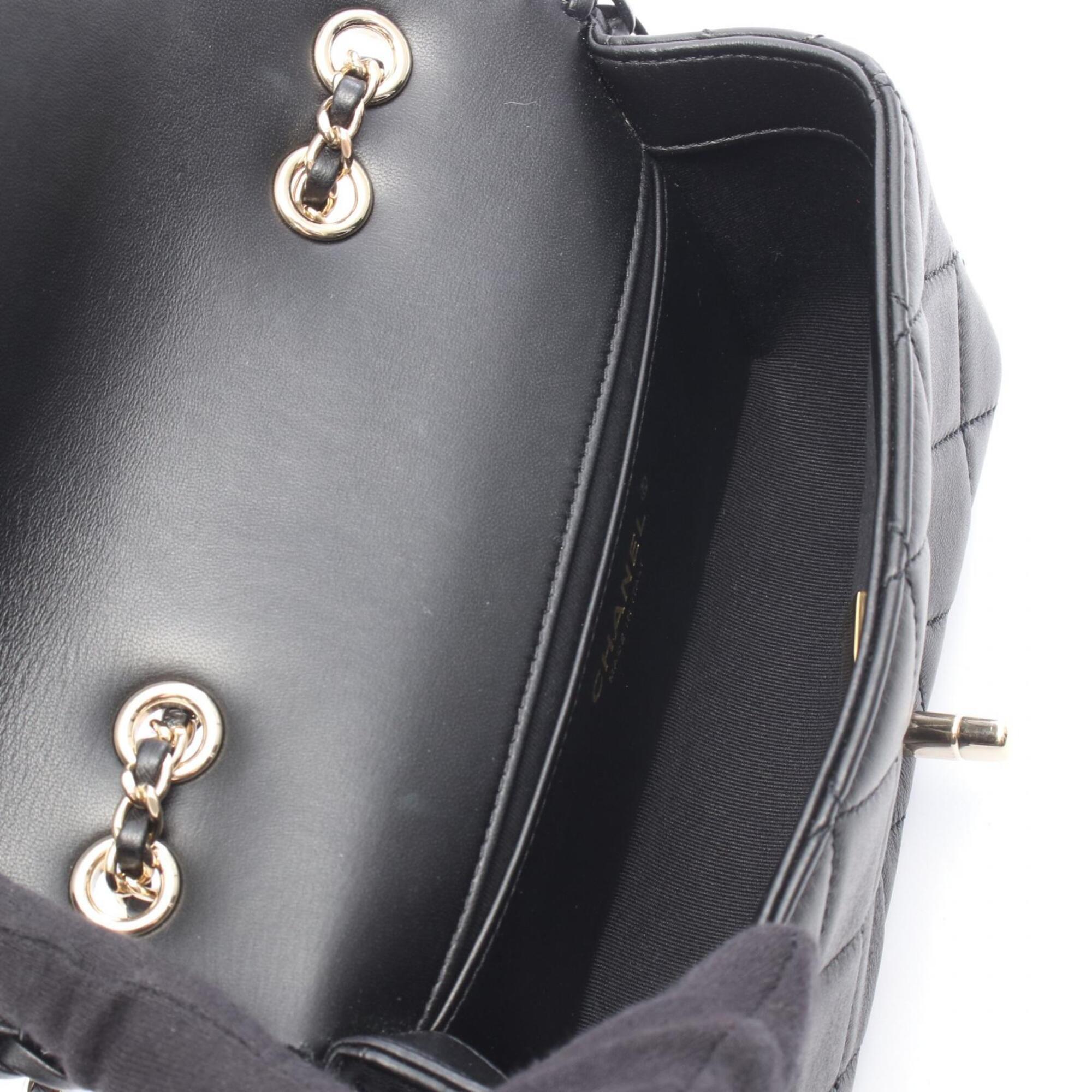 Chanel Matelasse Black Leather Handbag Shoulder Bag (Pre-Owned)
